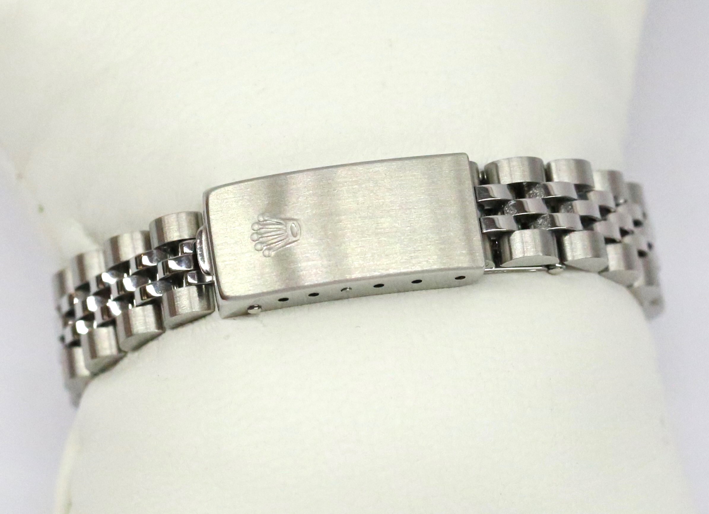 Rolex Datejust 26mm Stainless Steel with 18ct White Fluted Bezel, White Roman Dial, on Rolex Jubilee Bracelet, Reference 79174, Circa: 2000, Complete with Box & Papers - Image 6