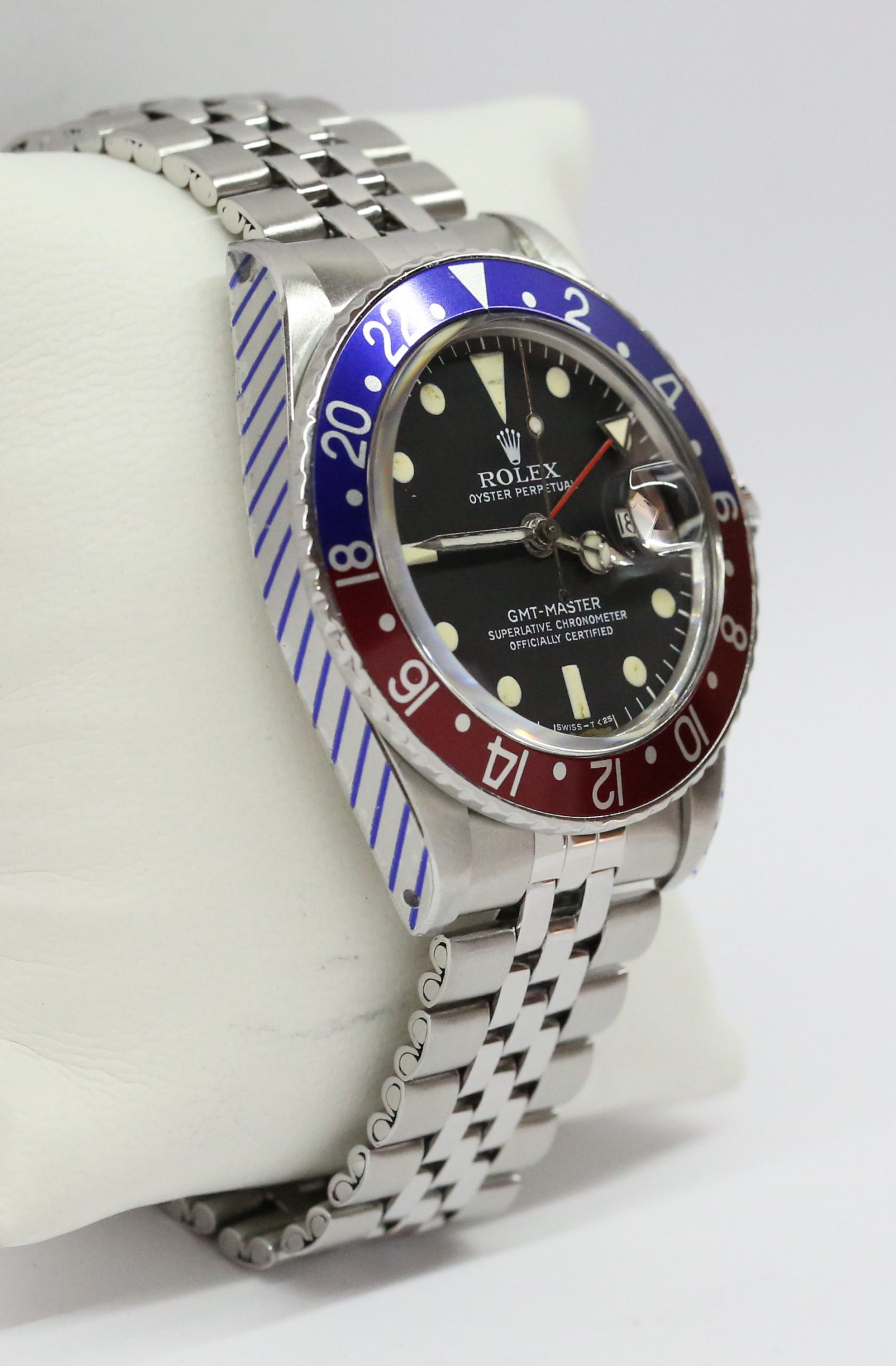 Rolex GMT Master in Stainless Steel, Matte Black Tritium Index Dial on Rolex Folded Link Jubilee Bracelet, Reference 1675, Circa: 1976, Just Serviced By Rolex, Comes with Box & Service Card - Image 4
