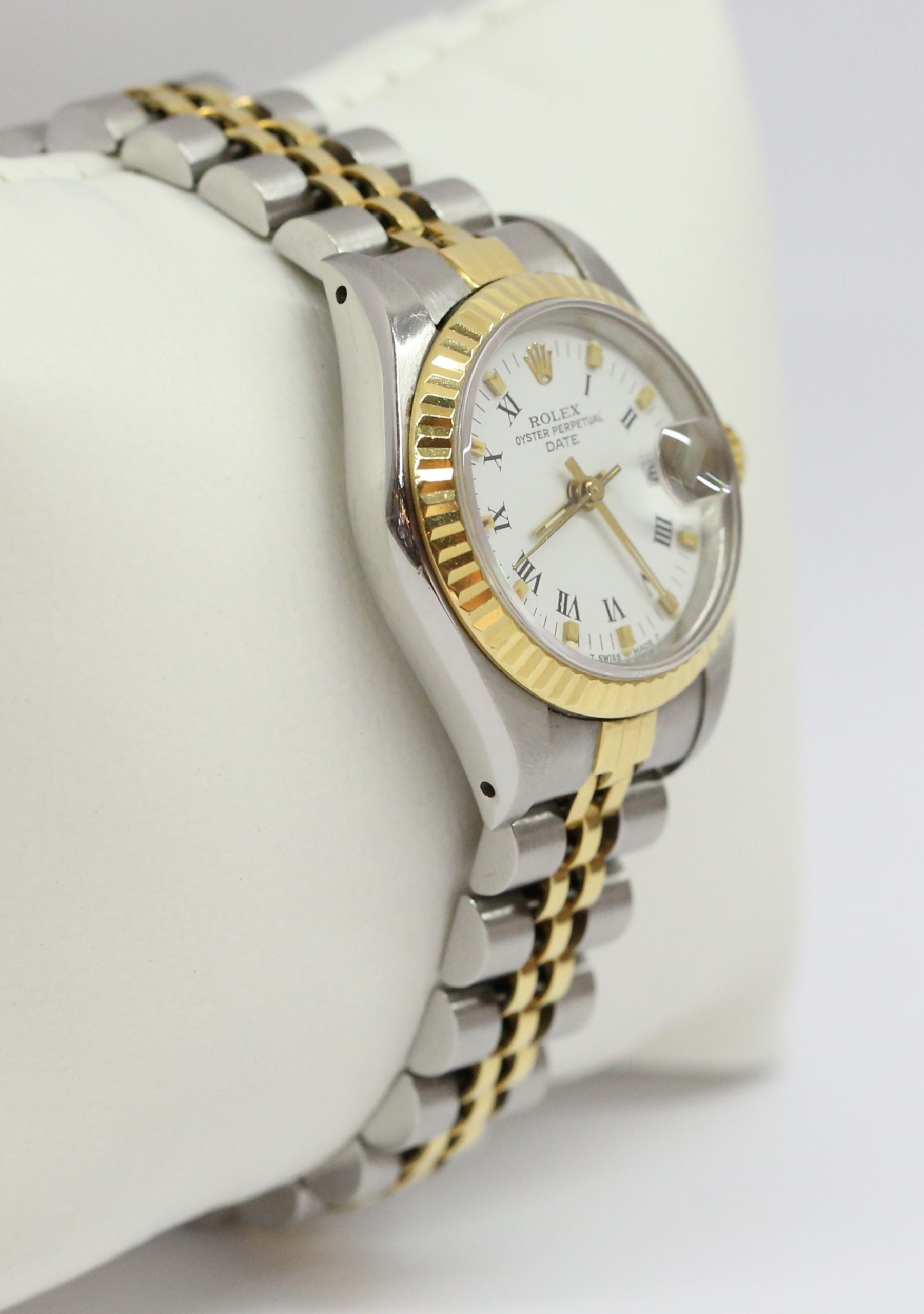 Rolex Lady Datejust 26 in Stainless Steel and 18ct Yellow Gold with White Roman Dial on Rolex Stainless Steel and 18ct Yellow Gold Jubilee Bracelet Ref. 69173 Circa: 1985, With Box and Swing Tag. - Image 5