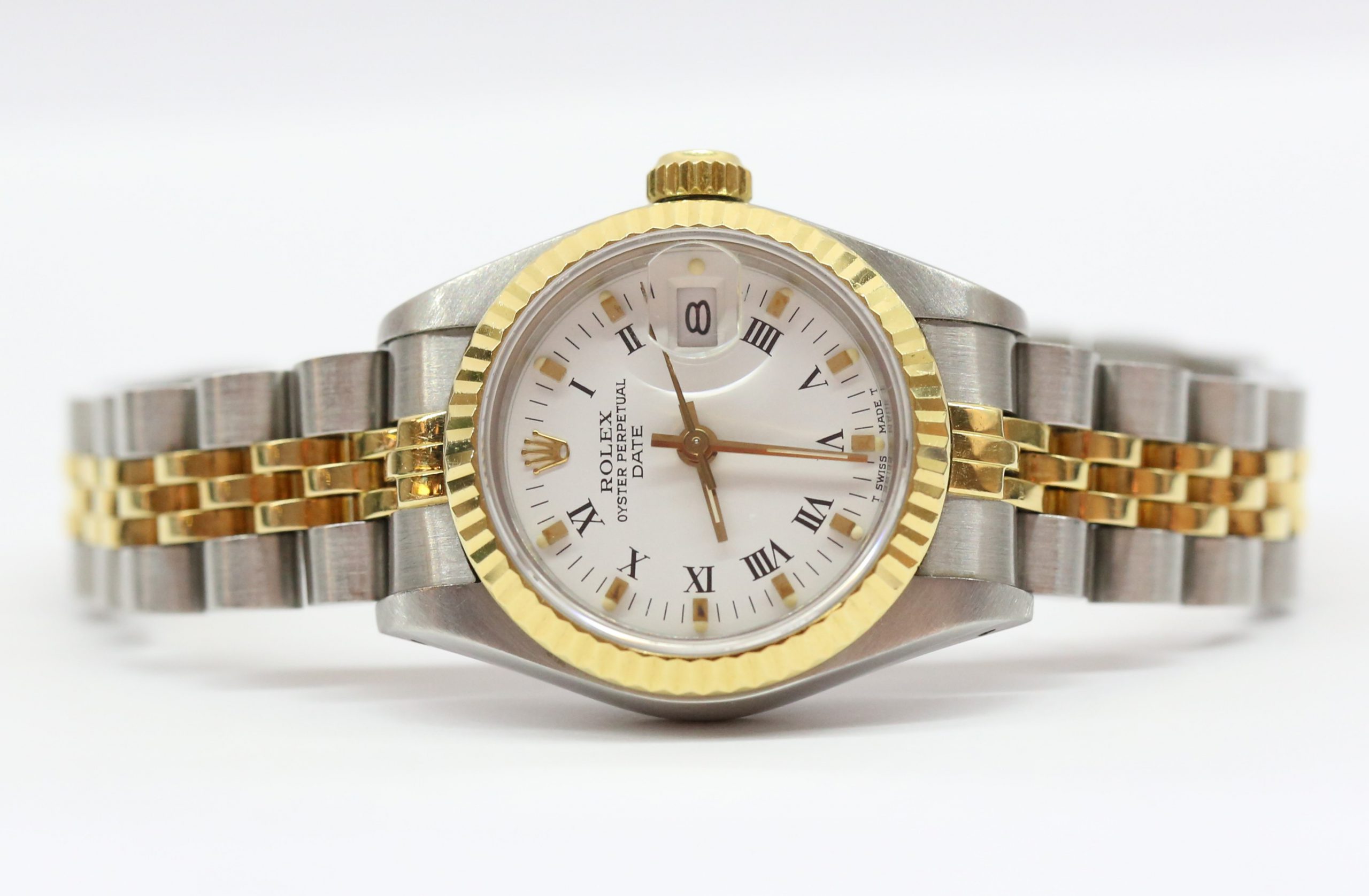 Rolex Lady Datejust 26 in Stainless Steel and 18ct Yellow Gold with White Roman Dial on Rolex Stainless Steel and 18ct Yellow Gold Jubilee Bracelet Ref. 69173 Circa: 1985, With Box and Swing Tag. - Image 4