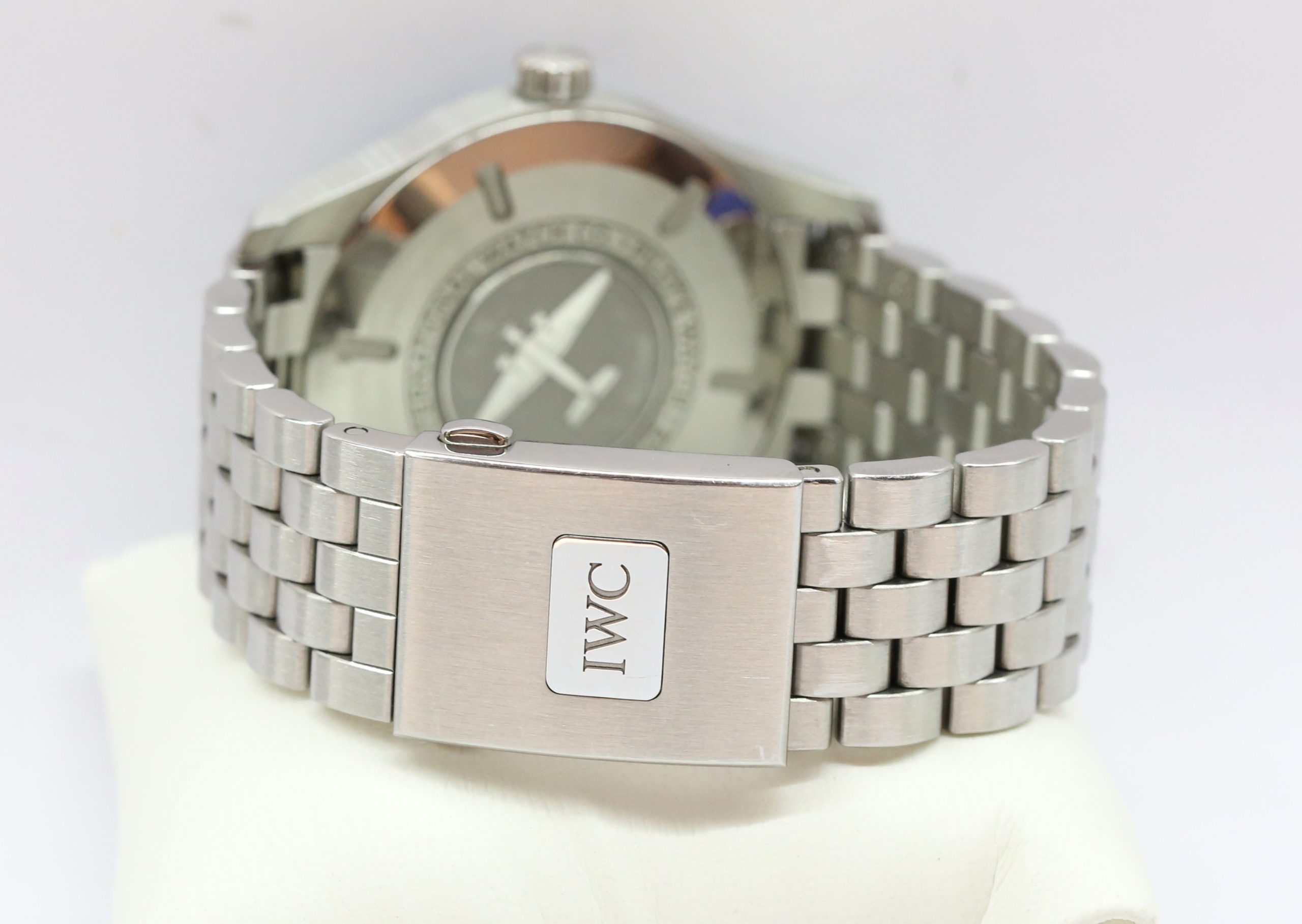 IWC Pilot’s Watch Mark XVIII in Stainless Steel, Black Arab Dial on IWC Stainless Steel Bracelet, Reference: IW327015, Circa: 2021, with Box & Papers - Image 4
