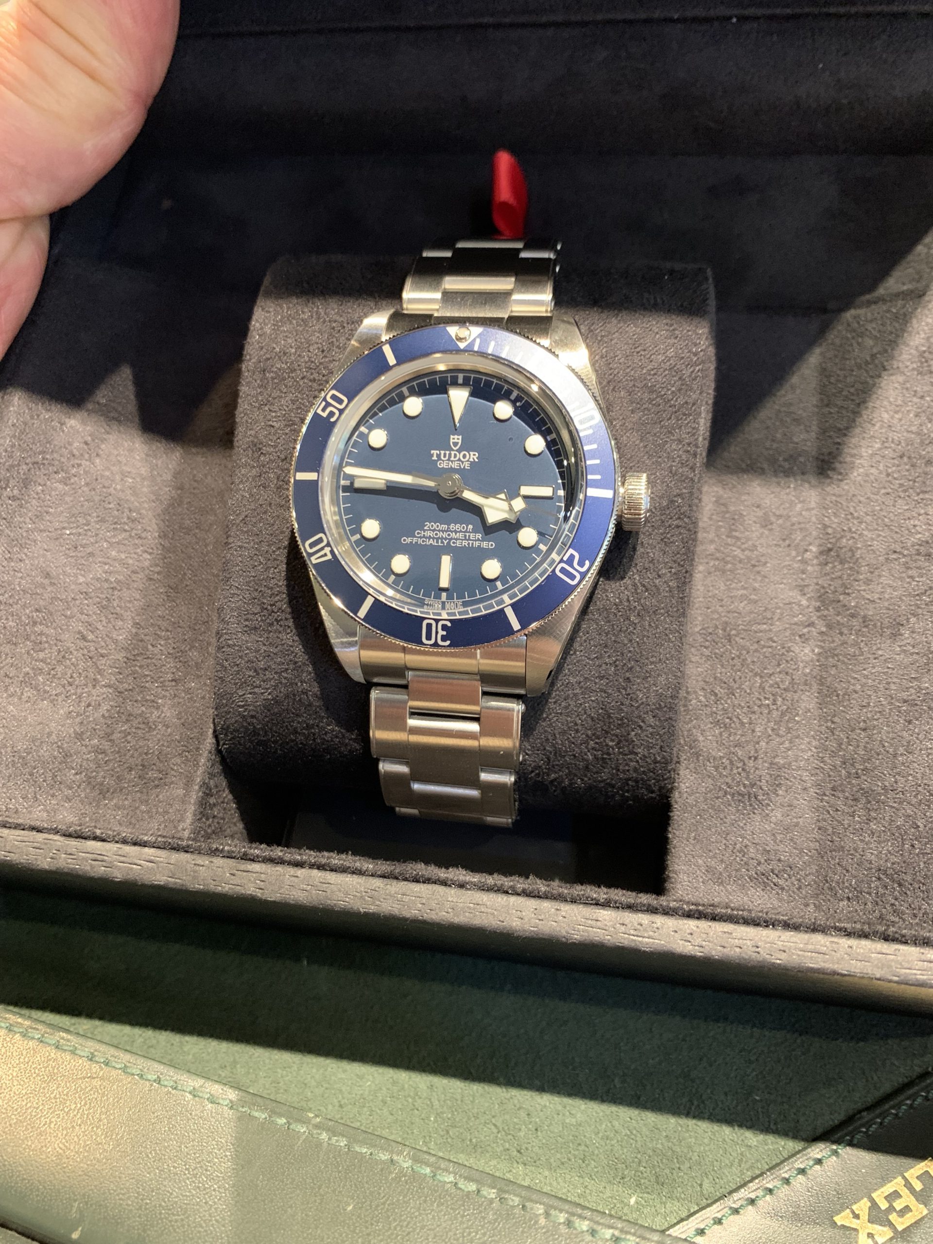 Tudor Black Bay 58 blue on Oyster bracelet, full set B&P virtually new. $4,818.00 - Image 3