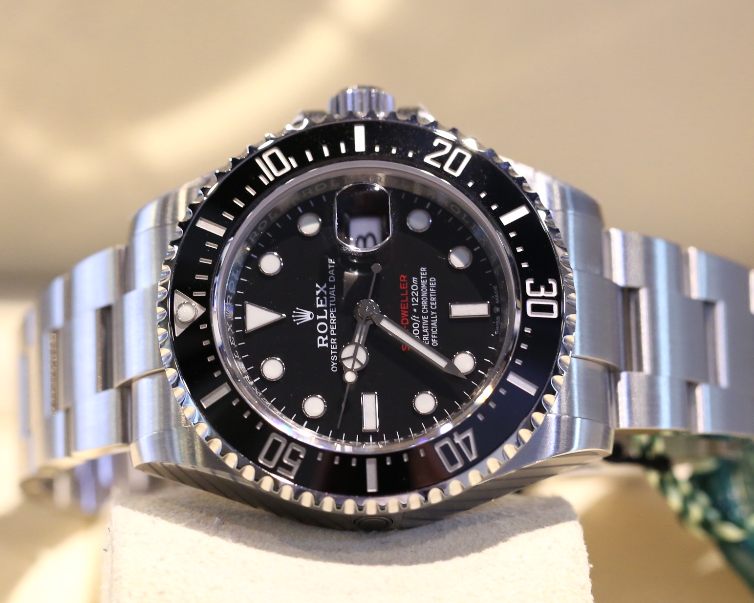 Rolex Sea Dweller 43, "Anniversary" in Rolex OysterSteel on a Rolex Oyster bracelet, Black Index Dial, Black Ceramic Bezel, Ref: 126600, Ca.2021, Complete with Box, Paper & Balance of Rolex Factory Warranty - Image 3
