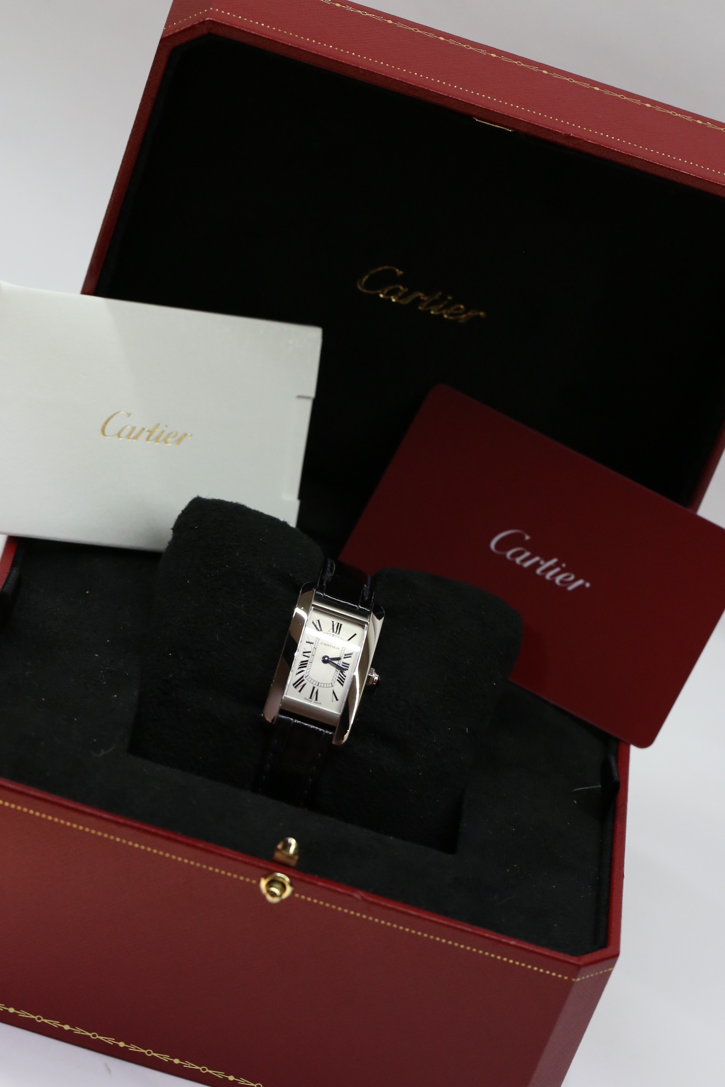 Cartier Tank Americane in stainless steel, Silver Roman Dial, on a Cartier Strap and buckle, Ref: WSTA0043 Ca. 2021 - Image 3