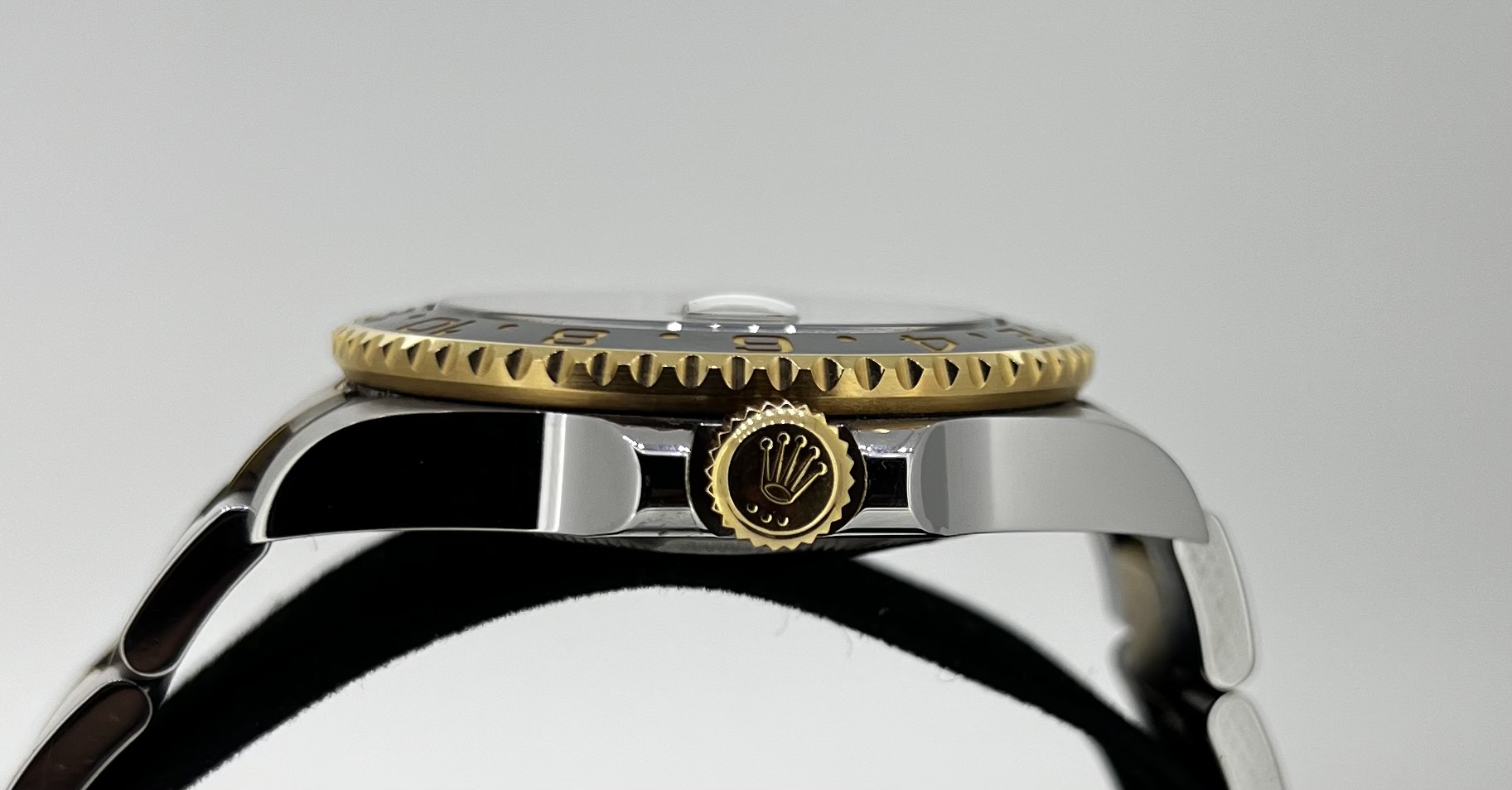 Rolex Oyster Perpetual GMT Master II in Rolex Oystersteel and 18ct Yellow Gold, Ref 116713LN Dec 2008, full set Box and Paper. - Image 5