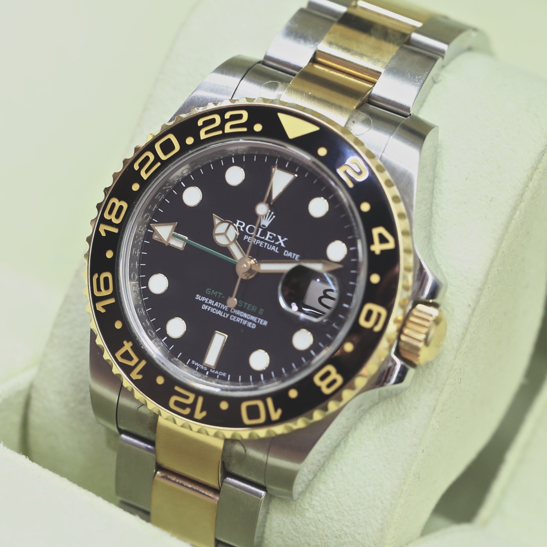 Rolex Oyster Perpetual GMT Master II in Rolex Oystersteel and 18ct Yellow Gold, Ref 116713LN Dec 2008, full set Box and Paper. - Image 3