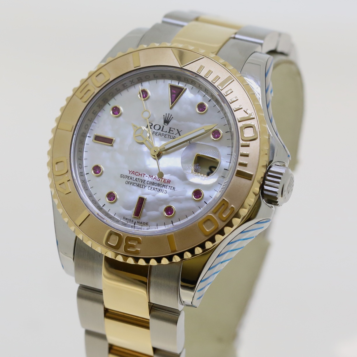 Rolex Yacht-Master 40, Ref 16233 18ct yellow gold and stainless steel, stunning Mother of Pearl Ruby index dial, Oyster bracelet Just serviced by Rolex Australia - Image 4