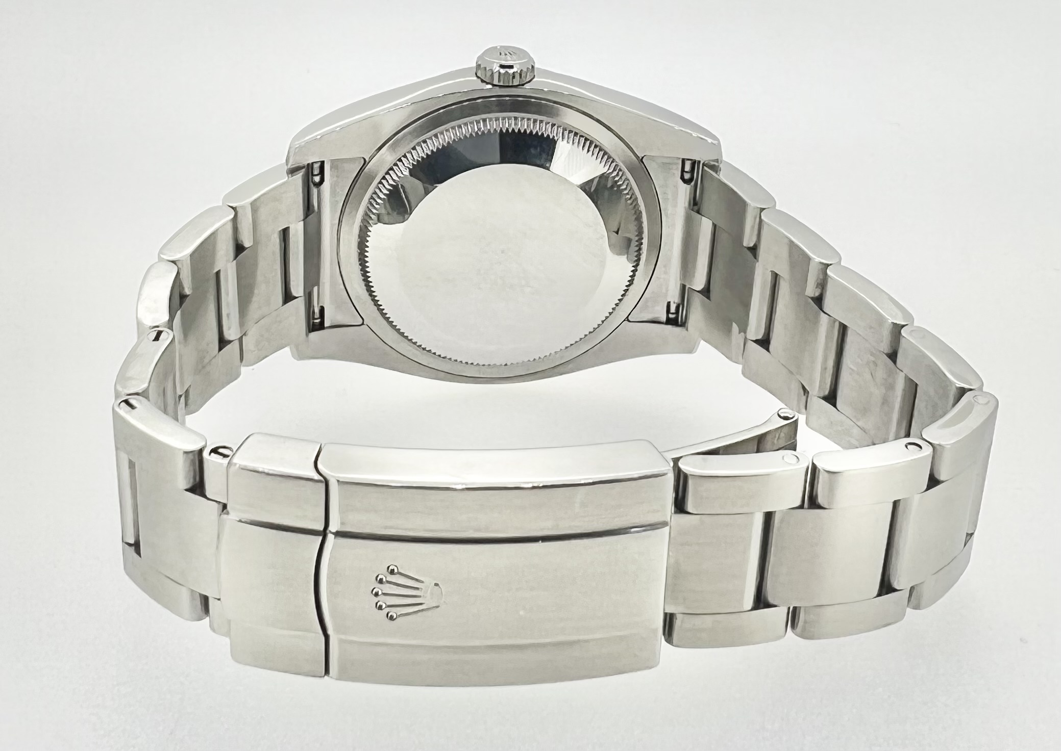 Rolex Oyster Perpetual 36, in Rolex stainless steel, Rhodium index Dial on Rolex Oyster Bracelet, Ref. 116000, Circa: 2020, With Box & Papers - Image 6
