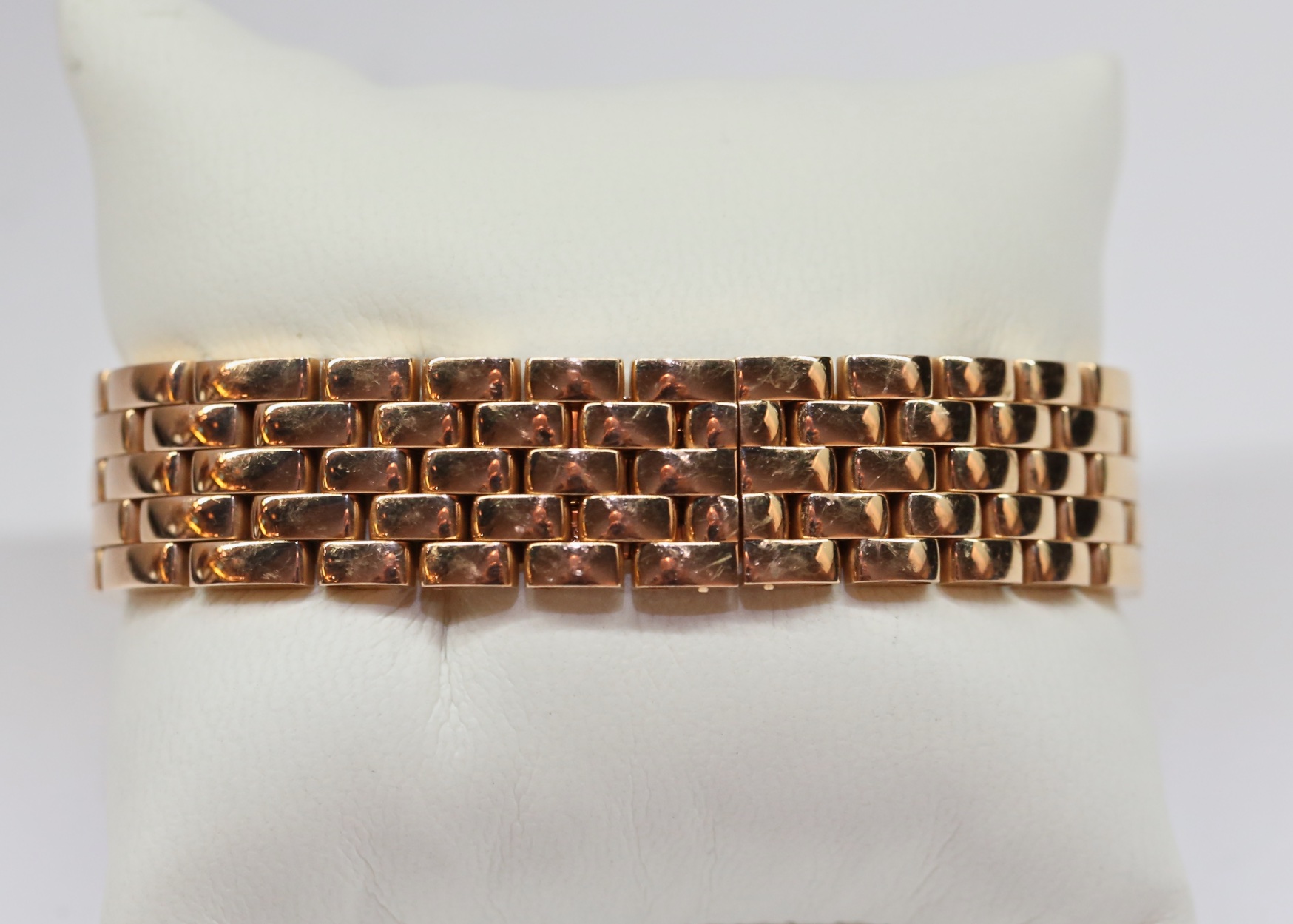Panthère de Cartier watch, medium model, quartz movement in 18ct rose gold, silvered dial, blued-steel sword-shaped hands, 18ct rose gold bracelet, Ref: WGPN0007 - Image 6