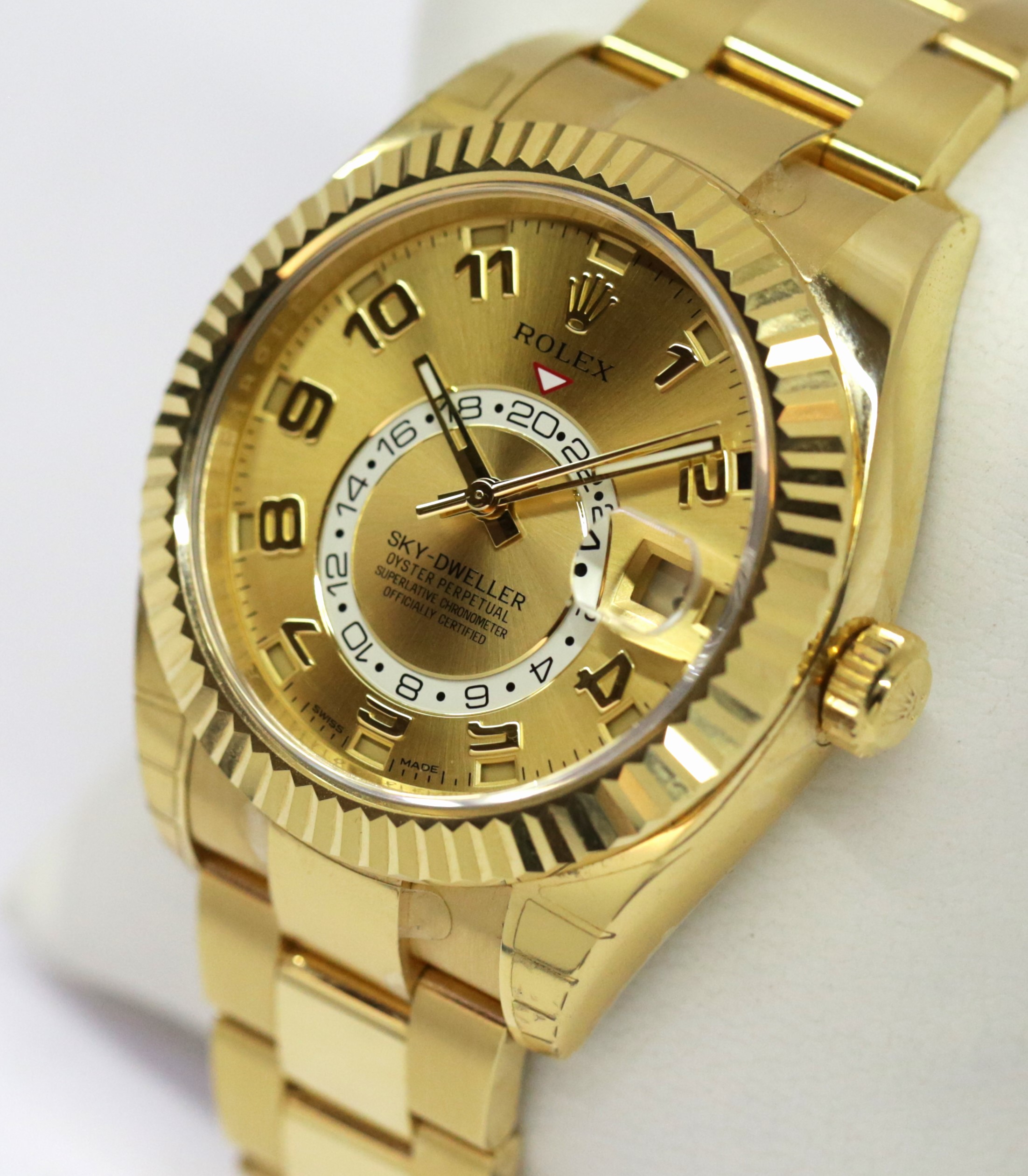 Rolex Oyster Perpetual Skydweller in 18ct Yellow Gold, Champagne Arab Dial, on 18ct Yellow Gold Rolex Oyster Bracelet, Ref. 326938, Circa: Aug 2015, Complete with Box, Books & Rolex Warranty Card - Image 2