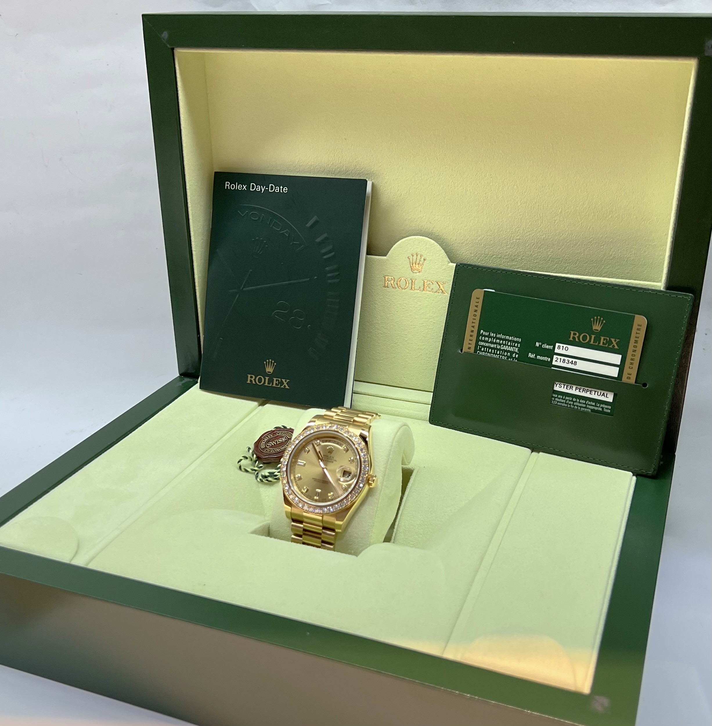 Rolex Oyster Perpetual Day-Date II in 18ct Yellow Gold on a 18ct Yellow Gold President Bracelet, Champagne diamond dial and factory Diamond bezel , Reference: 218348, Ca. 2010, complete with box, book and Rolex Warraty card. - Image 6