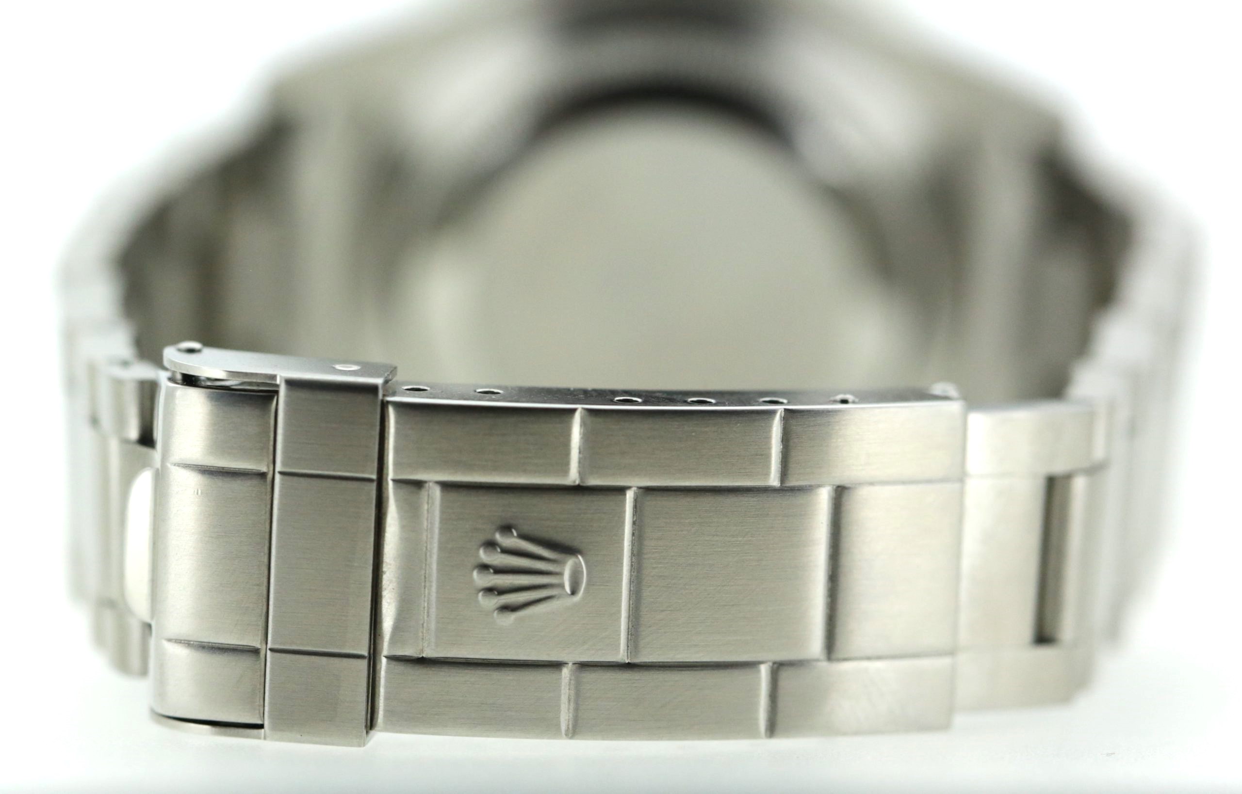 Rolex Submariner Date in Stainless Steel on Rolex Stainless steel Flip lock Oyster Bracelet, Black Index Dial, Complete with the Inner & Outer box, Rolex Warranty certificate and swing tags. Reference: 16610, Circa 2004 - Image 7