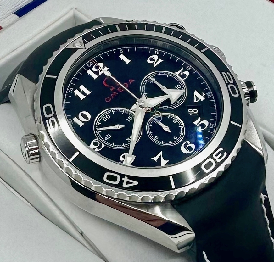 Omega Planet Ocean chronograph Co-Axial London Olympics edition ref 22232465001001..