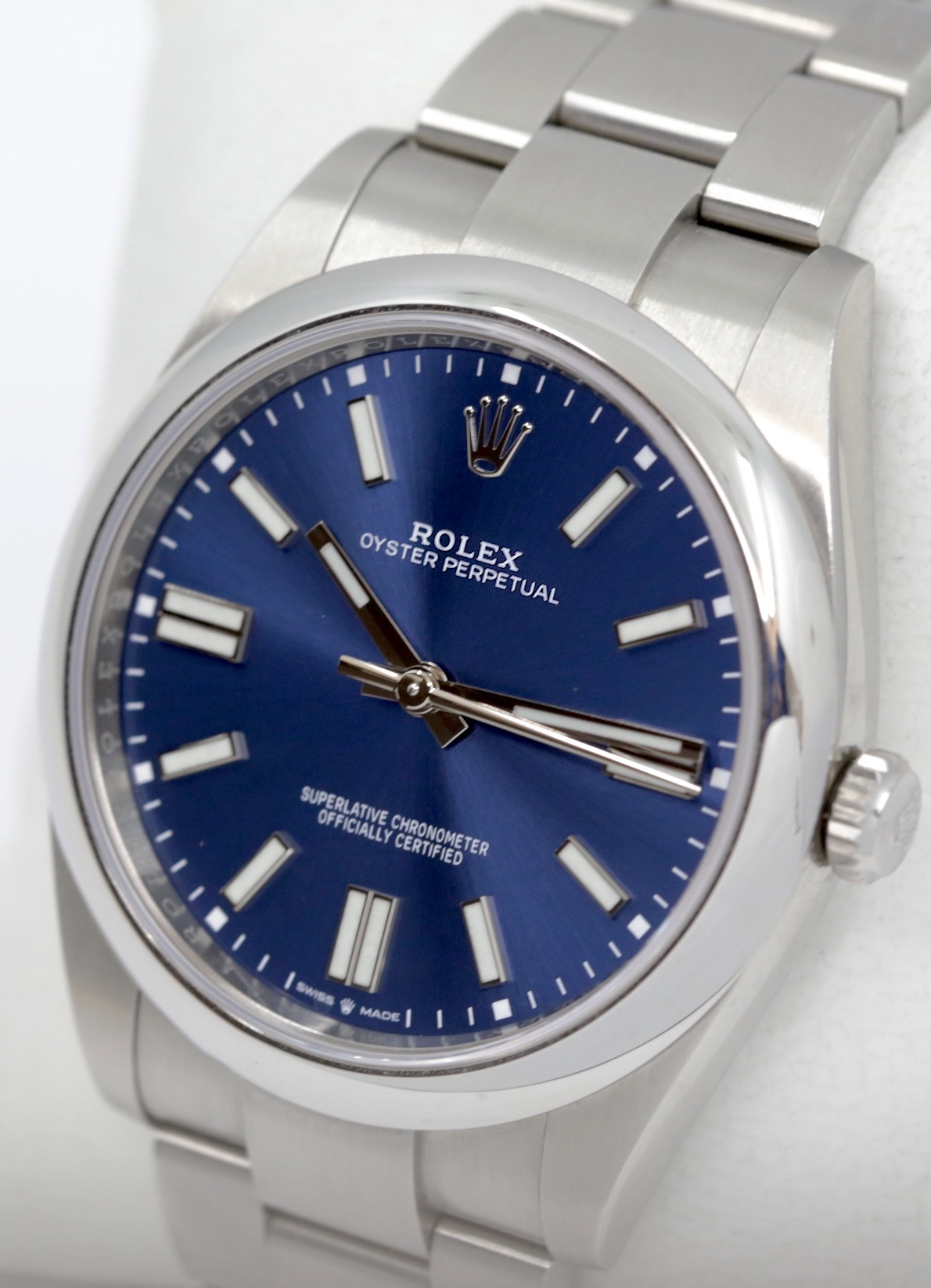 Rolex Oyster Perpetual 41, in Rolex OysterSteel, Blue index Dial, on Rolex OysterSteel Bracelet, Reference 124300, Circa: 2022, Complete with Box, book and Rolex Warranty card - Image 3