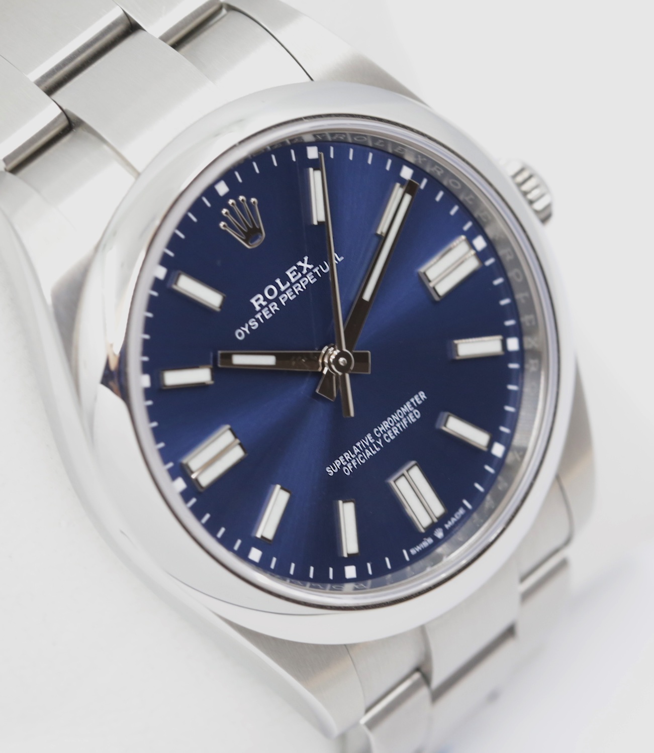 Rolex Oyster Perpetual 41, in Rolex OysterSteel, Blue index Dial, on Rolex OysterSteel Bracelet, Reference 124300, Circa: 2022, Complete with Box, book and Rolex Warranty card - Image 4