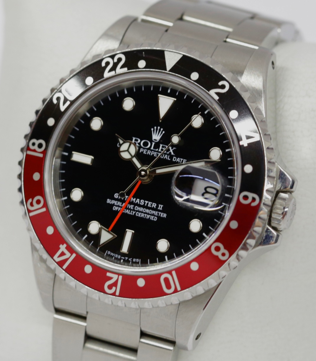 Rolex Oyster Perpetual GMT Master 2 Ref. 16710 with Coke Bezel Complete with Box and Japanese Papers Just Returned from Rolex Service Centre. - Image 3