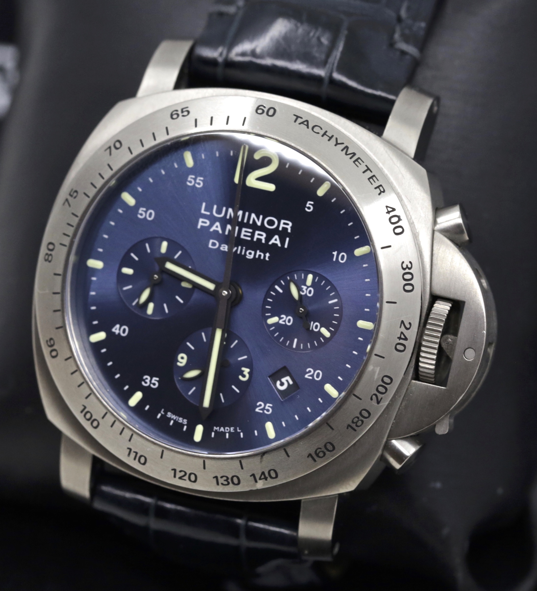 Panerai Luminor Daylight Chronograph in Titanium, Blue Index Dial, on Navy Blue Panerai Alligator Strap with Titanium Panerai Deployant Buckle, Ref. PAM00326, Circa:2009, Complete with Box & Papers - Image 2