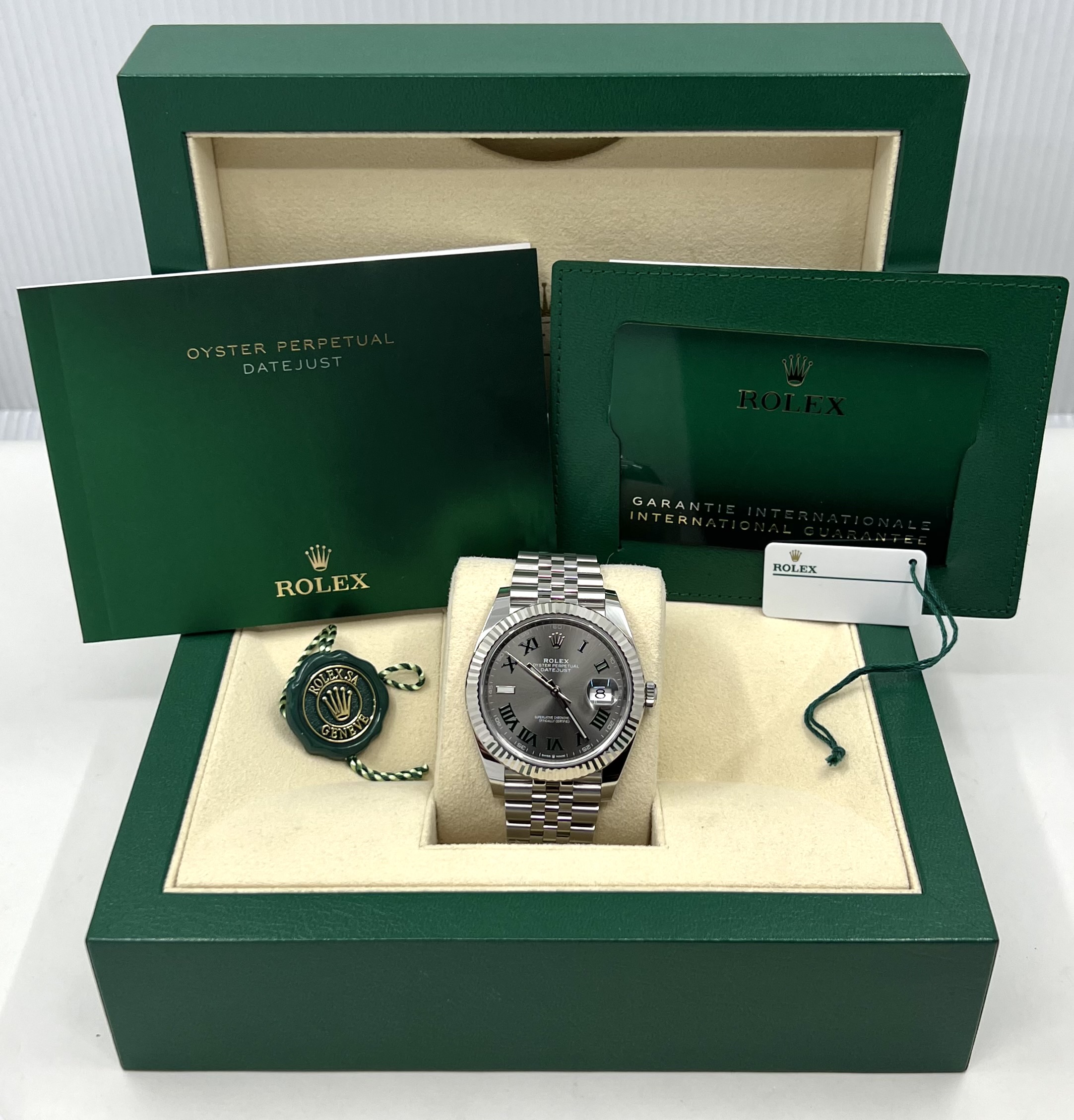 Rolex Datejust 41, Stainless Steel with 18ct White Gold Fluted Bezel, Wimbeldon Dial, on Rolex Jubilee Bracelet, Reference 126334, Circa: 2021, Complete with Box & Papers - Image 7
