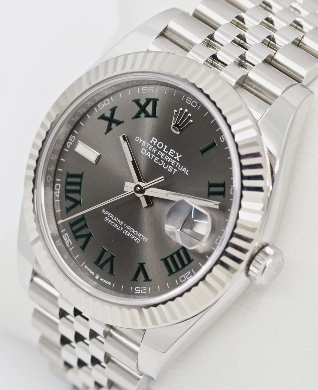 Rolex Datejust 41, Stainless Steel with 18ct White Gold Fluted Bezel, Wimbeldon Dial, on Rolex Jubilee Bracelet, Reference 126334, Circa: 2021, Complete with Box & Papers - Image 2