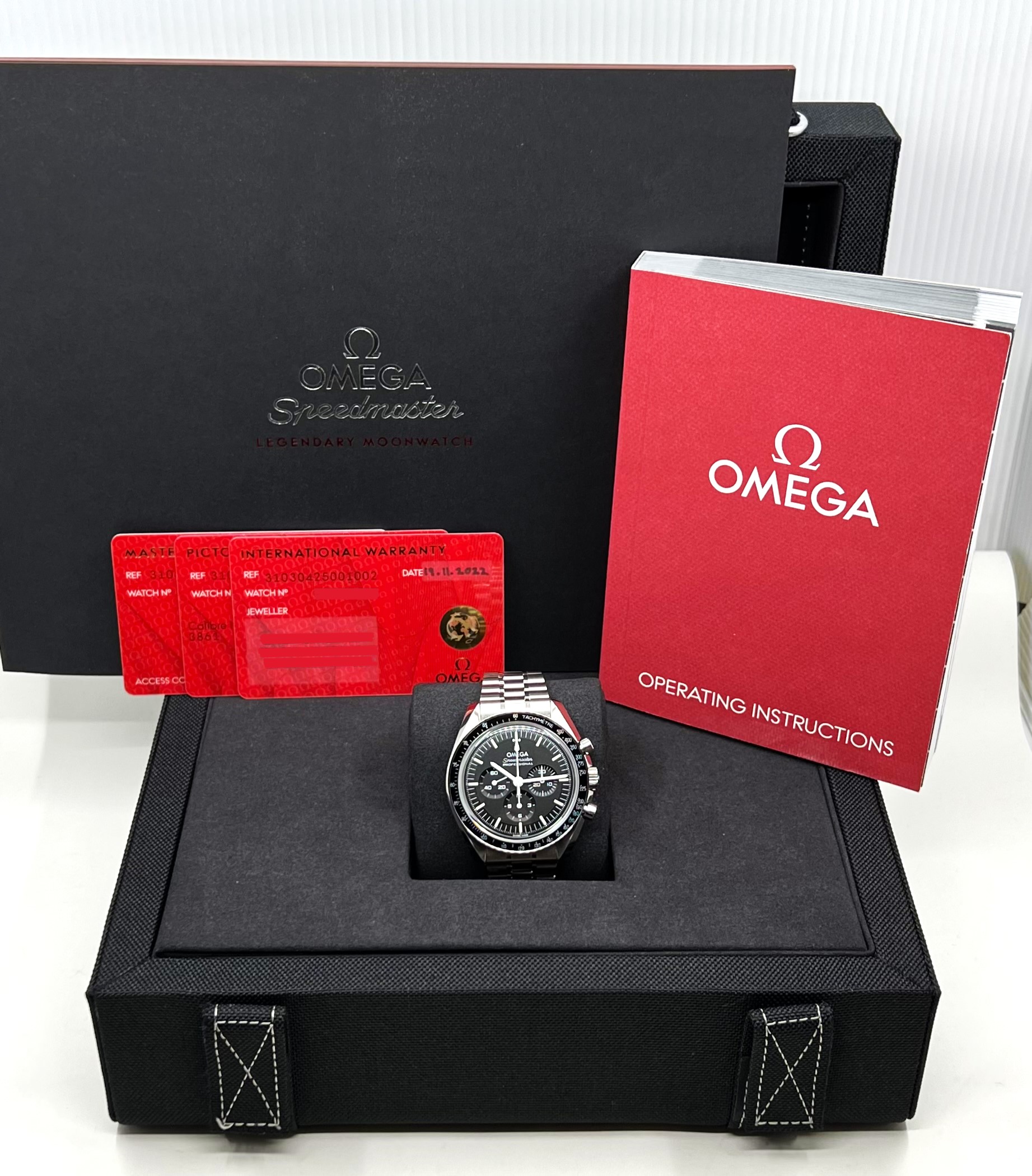 Omega Speedmaster Professional Moonwatch “Sapphire Sandwich”, in Stainless Steel, Black Index Dial, on Stainless Steel Omega Bracelet, Ref. 310.30.42.50.01.002, Complete with Box & Book and Omega Warranty cards, Circa: 2022, - Image 8