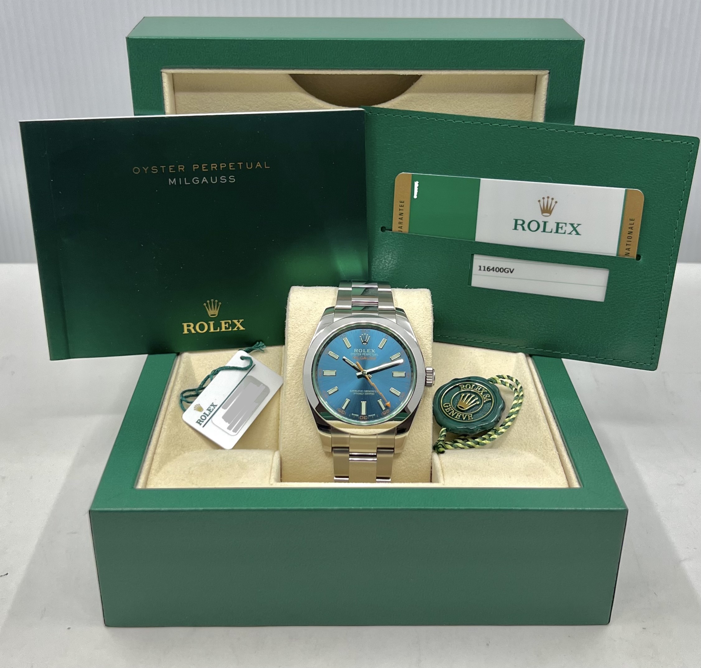 Rolex Milgauss Z-Blue, green glass, Stainless Steel on Rolex Oystersteel Bracelet, Ref: 116400GV, Complete with Box, book and Rolex Warranty card and swing tags and Rolex Service Warranty paper. Ca. 2017 - Image 7