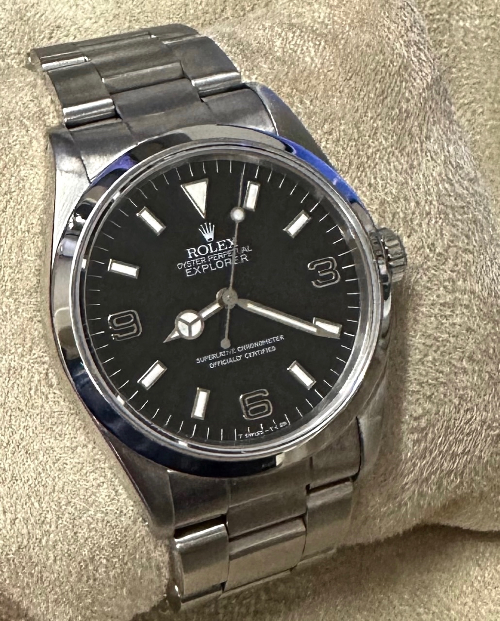 Rolex Oyster Perpetual Explorer 1 ref 14270 with BLACK OUT dial 3-6-9, E series Ca 1990. - Image 4