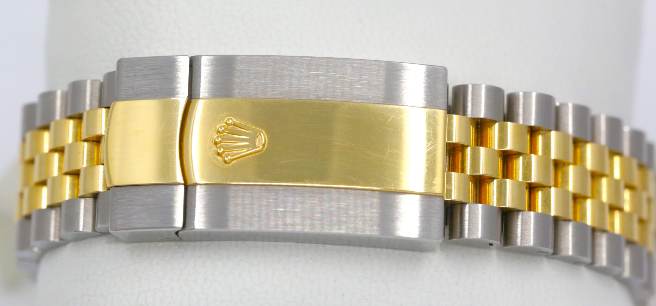 Rolex Sky-Dweller in Stainless Steel & 18ct Yellow Gold, White Index Dial, on Stainless Steel & 18ct Yellow Gold Rolex Jubilee Bracelet, Ref. 326933, Circa: 2022, Complete with Box, Book & Rolex Warranty Card - Image 5