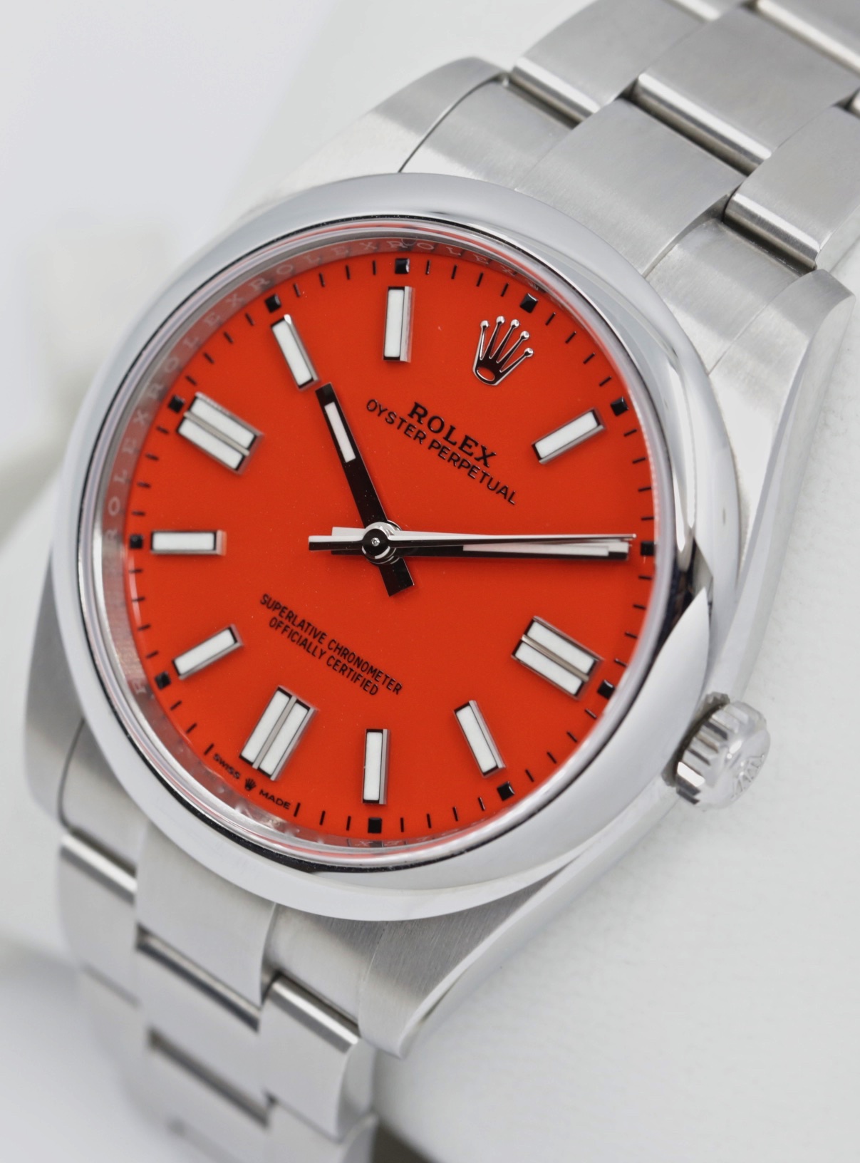 Rolex Oyster Perpetual 41, in Stainless Steel, Coral Index Dial, on Stainless Steel Rolex Oyster Bracelet, Ref. 124300, Circa: 2021, Complete with Box, Books, Rolex Warranty Card & Balance of 5 Year Rolex factory Warranty - Image 4