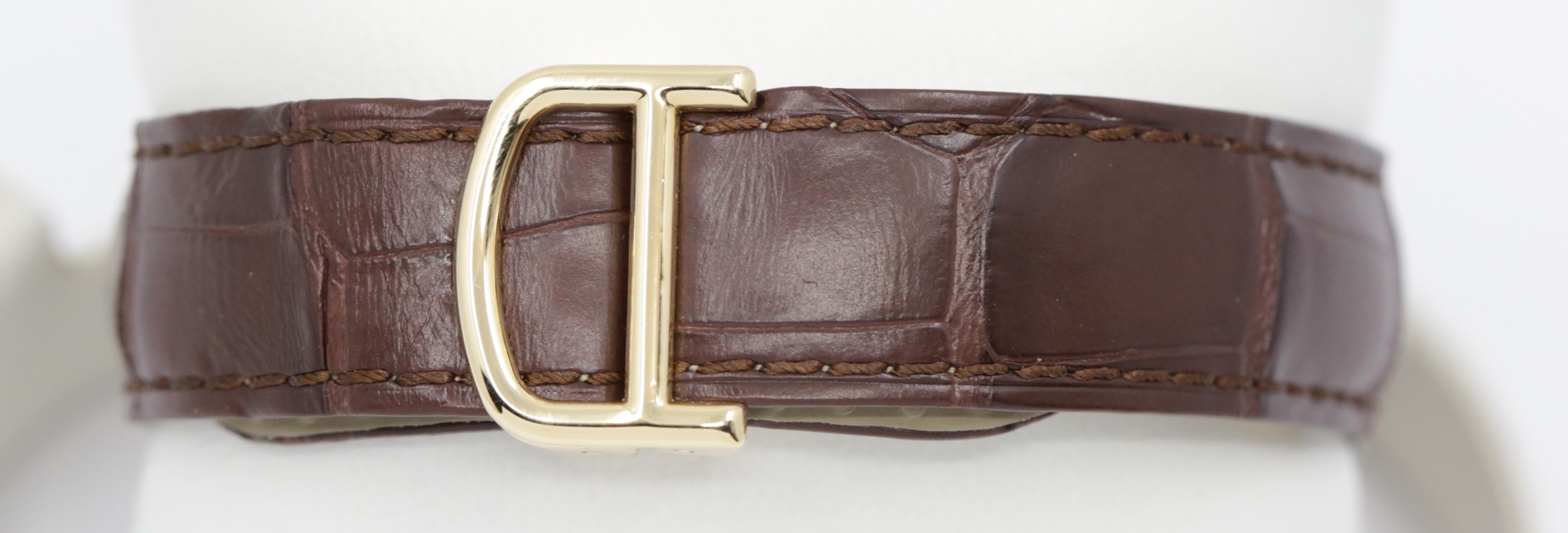 Cartier Tank American, Midsize in 18ct yellow gold, Quartz movement, Cartier strap with 18ct Yellow gold Cartier folding buckle. - Image 7