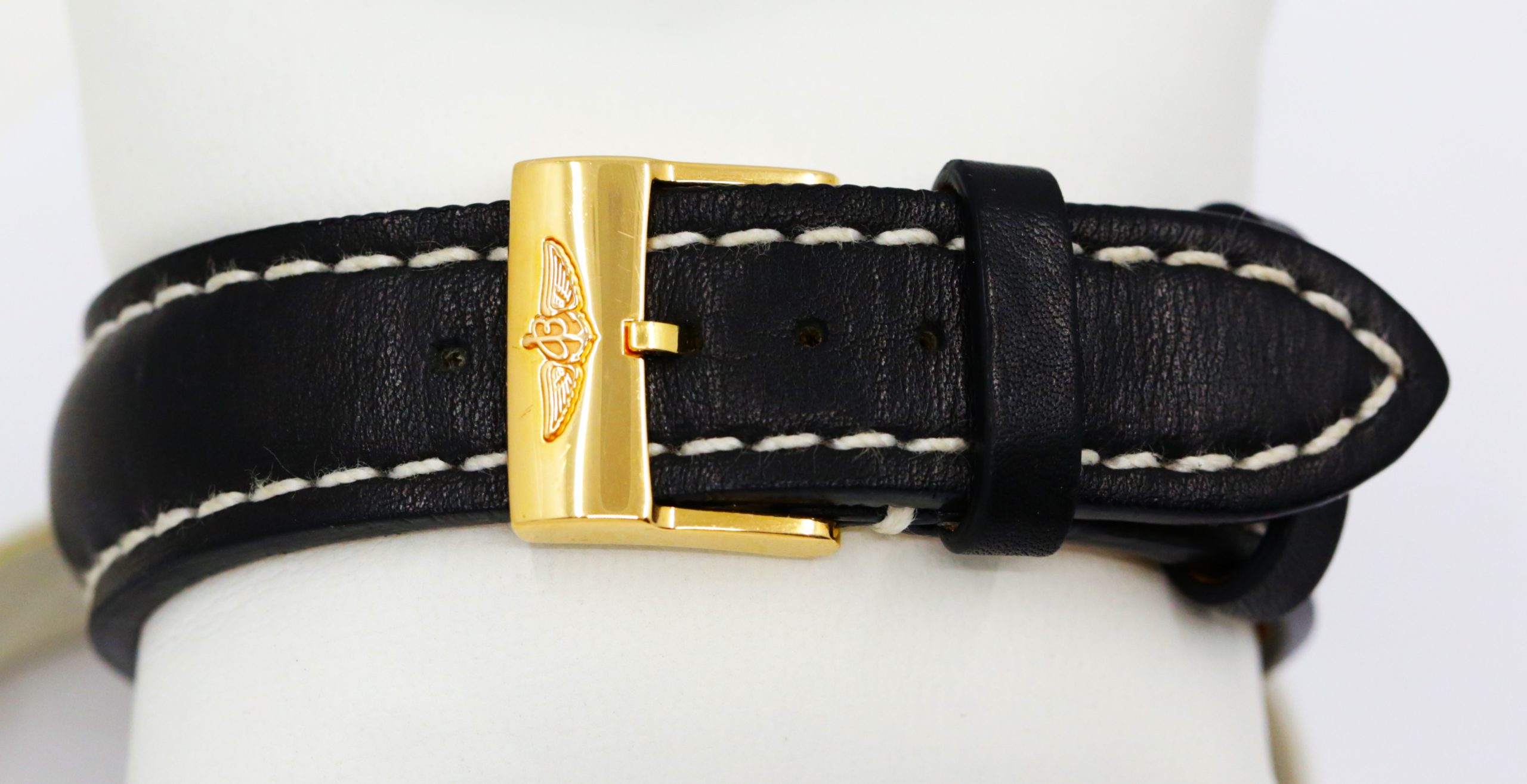 Breitling Aerospace in 18ct Yellow Gold, Navy Blue 12, 3, 6, 9 Dial, on Black Breitling Leather Strap with 18ct Yellow Gold Breitling Tang Buckle, Ref. K56062 - Image 5