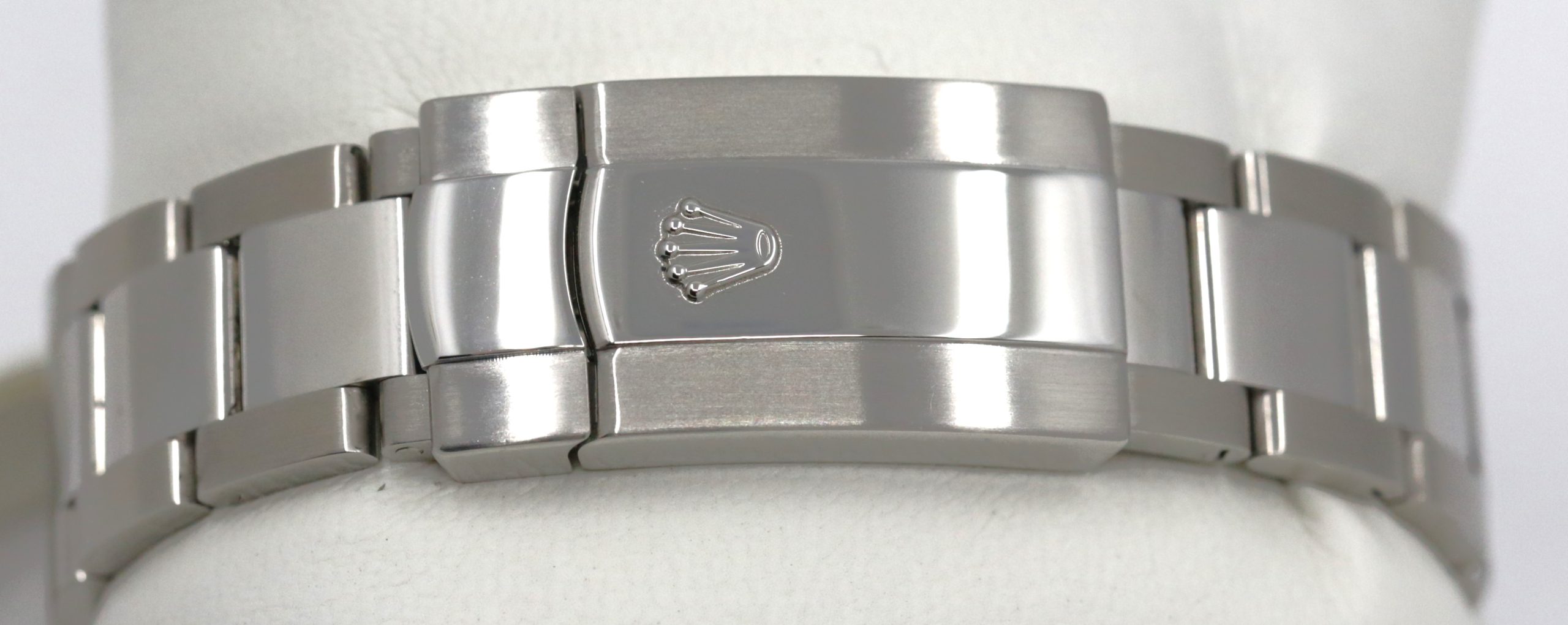 Rolex Oyster Perpetual Datejust Turn-O-Graph, in Stainless Steel with 18ct White Gold Fluted Bezel, Black Index Dial, on Stainless Steel Rolex Oyster Bracelet, Ref.116264, Circa: 2007, with Box, Book & Warranty Card - Image 6