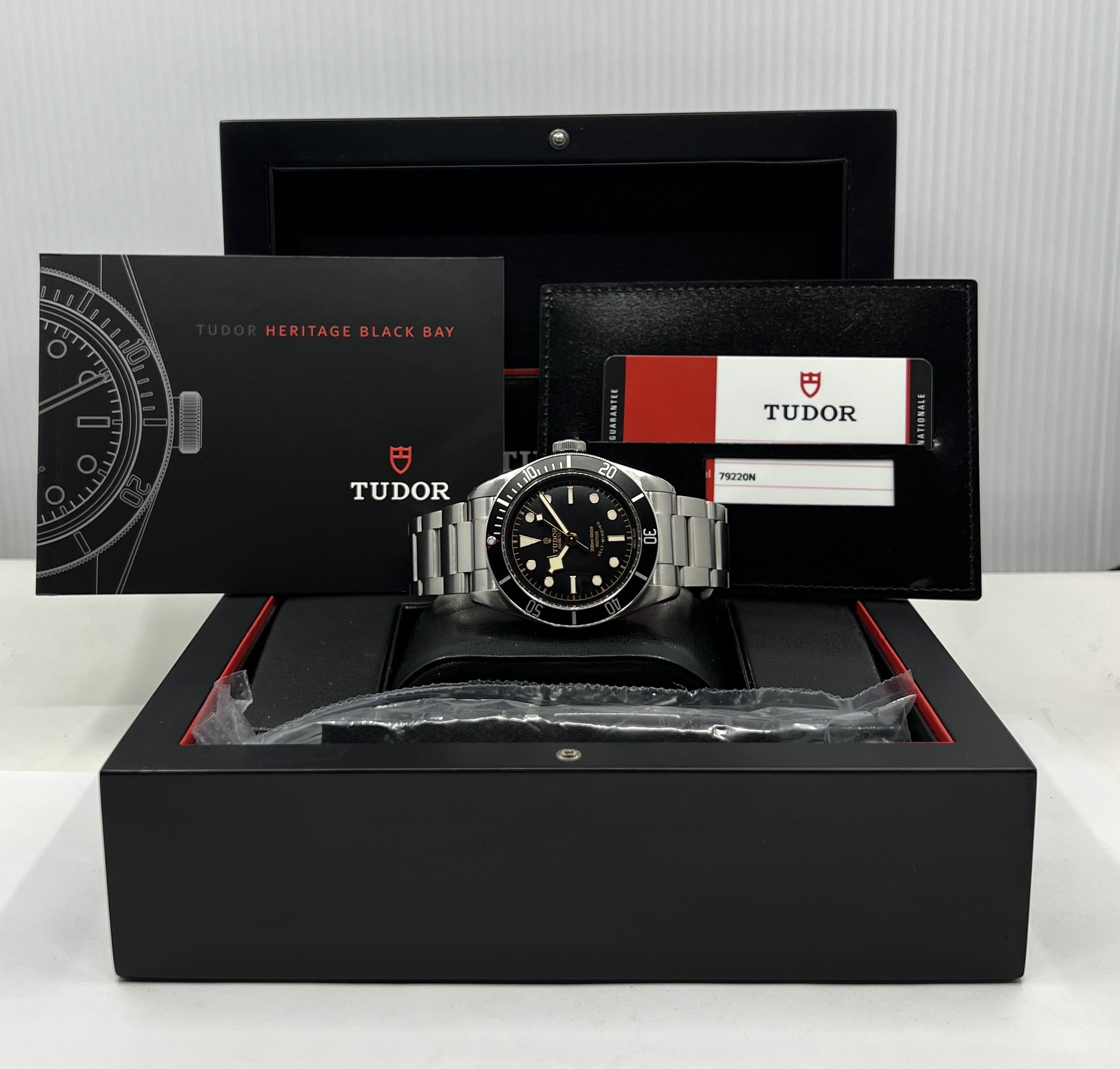Tudor Heritage Black Bay, in Stainless Steel, "Smiley" Black Index Dial, Black Bezel on Stainless Steel Tudor Bracelet, Ref. 79220N, Circa: 2015, Complete with Box, Books & Tudor Warranty Card - Image 7