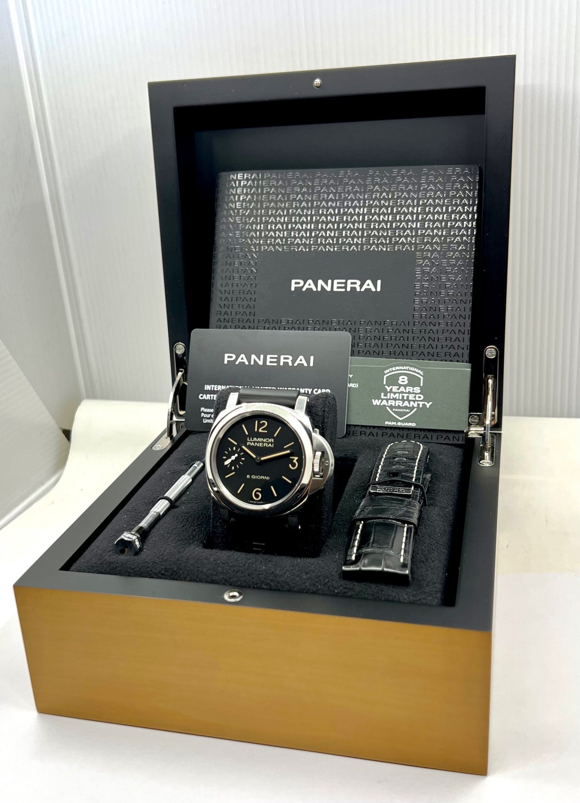 Panerai Luminor PAM 00915 8 day 44mm stainless steel Ca 2021 full set box & papers - Image 6