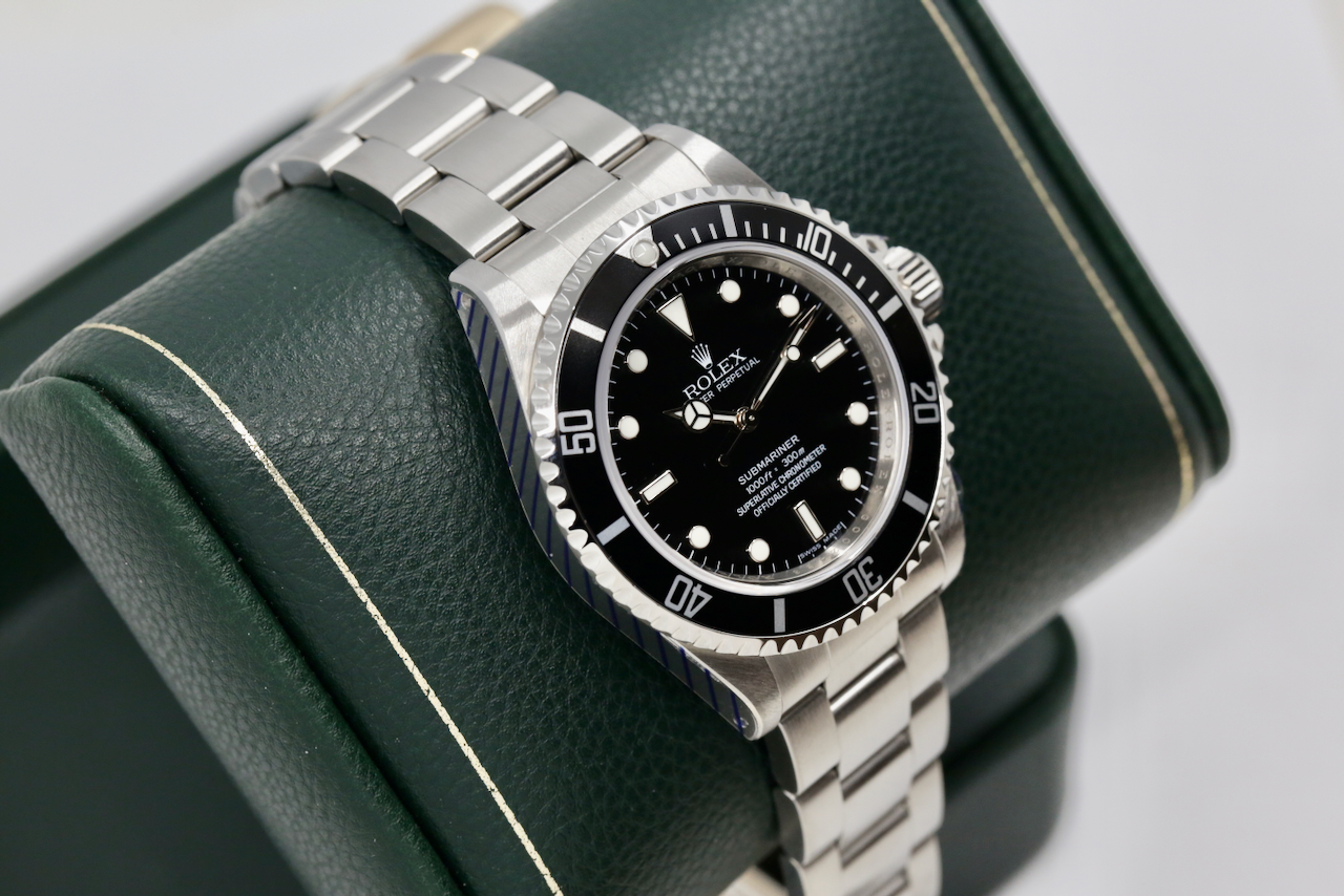 Rolex Oyster Perpetual Submariner Non Date, Ref: 14060M G series Ca 2010, just back from Rolex Service Centre Melbourne. - Image 4