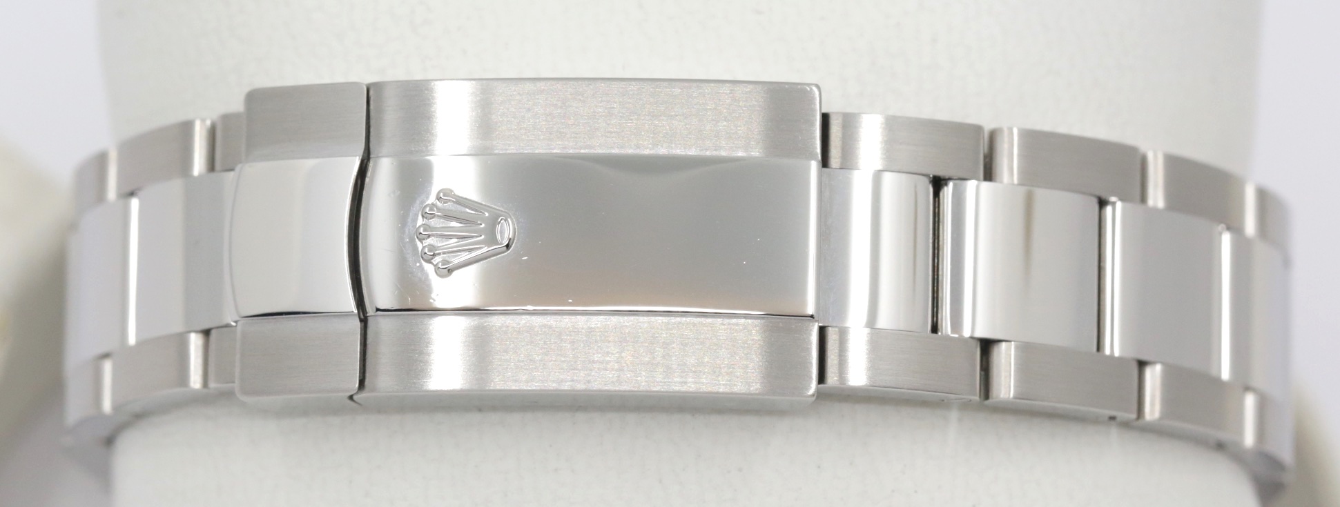 Rolex Datejust 36, in Stainless Steel, Black Index Dial, on Stainless Steel Rolex Oyster Bracelet, Ref. 126200, Circa: 2019, Complete with Box, Books, Rolex Warranty Card & Balance of 5 Year Rolex Factory Warranty - Image 6