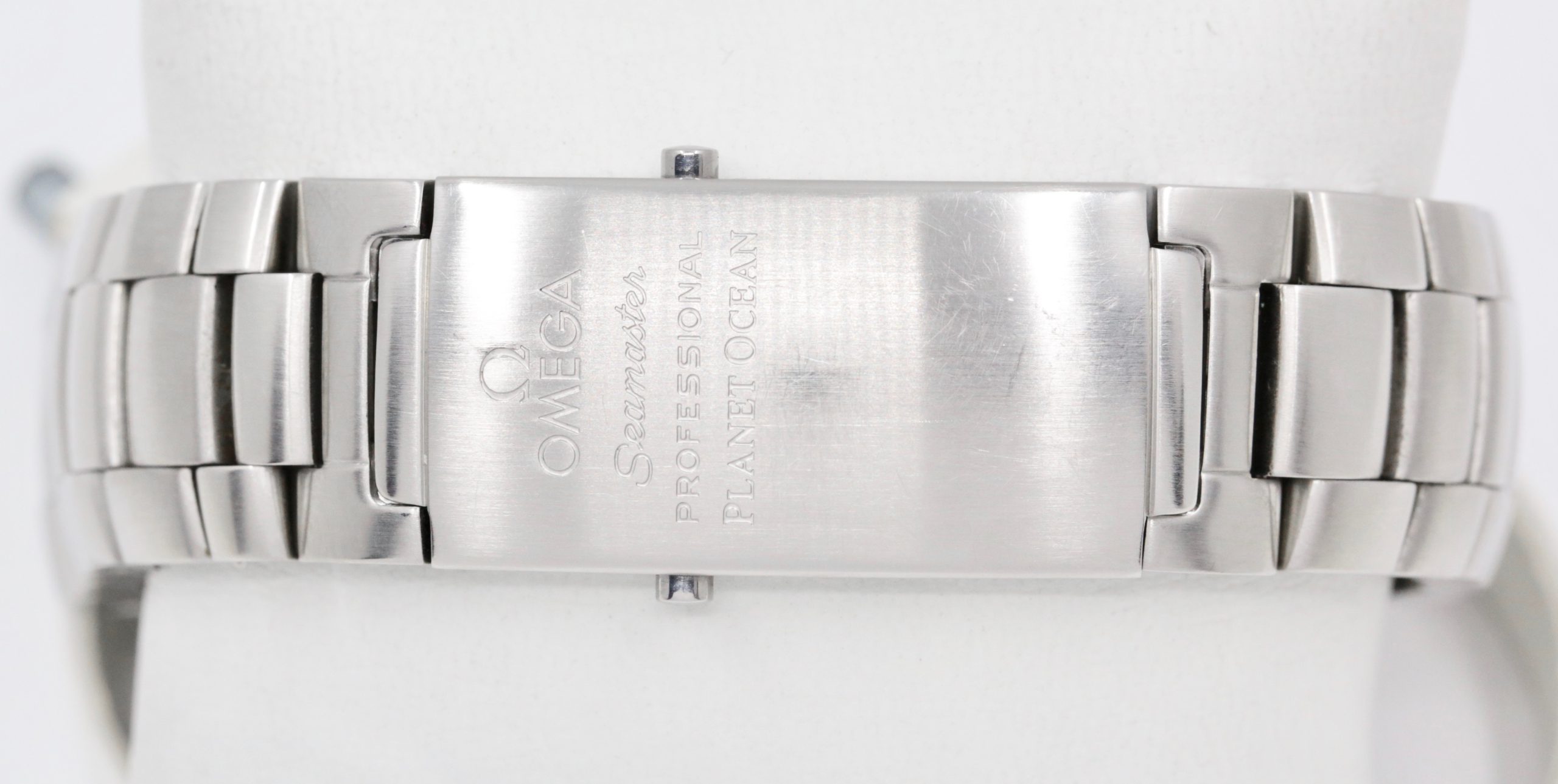 Omega Seamaster Planet Ocean 600M Co-Axial Big Size, 45.5mm, Stainless Steel, Black Index Dial, on Stainless Steel Omega Bracelet, Ref. 2200.50.00, Circa: 2011, with Box, Book & Omega Warranty Cards - Image 6