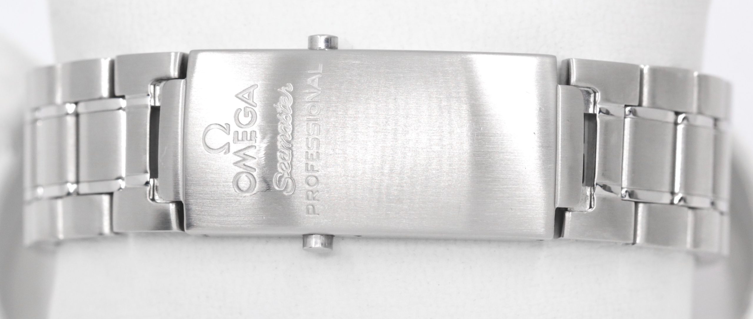 Omega Seamaster 300M Chronometer, in Stainless Steel, Black Index Dial, Black Bezel, on Stainless Steel Omega Bracelet, Ref. 2254.50.00, Circa: 2006 - Image 7