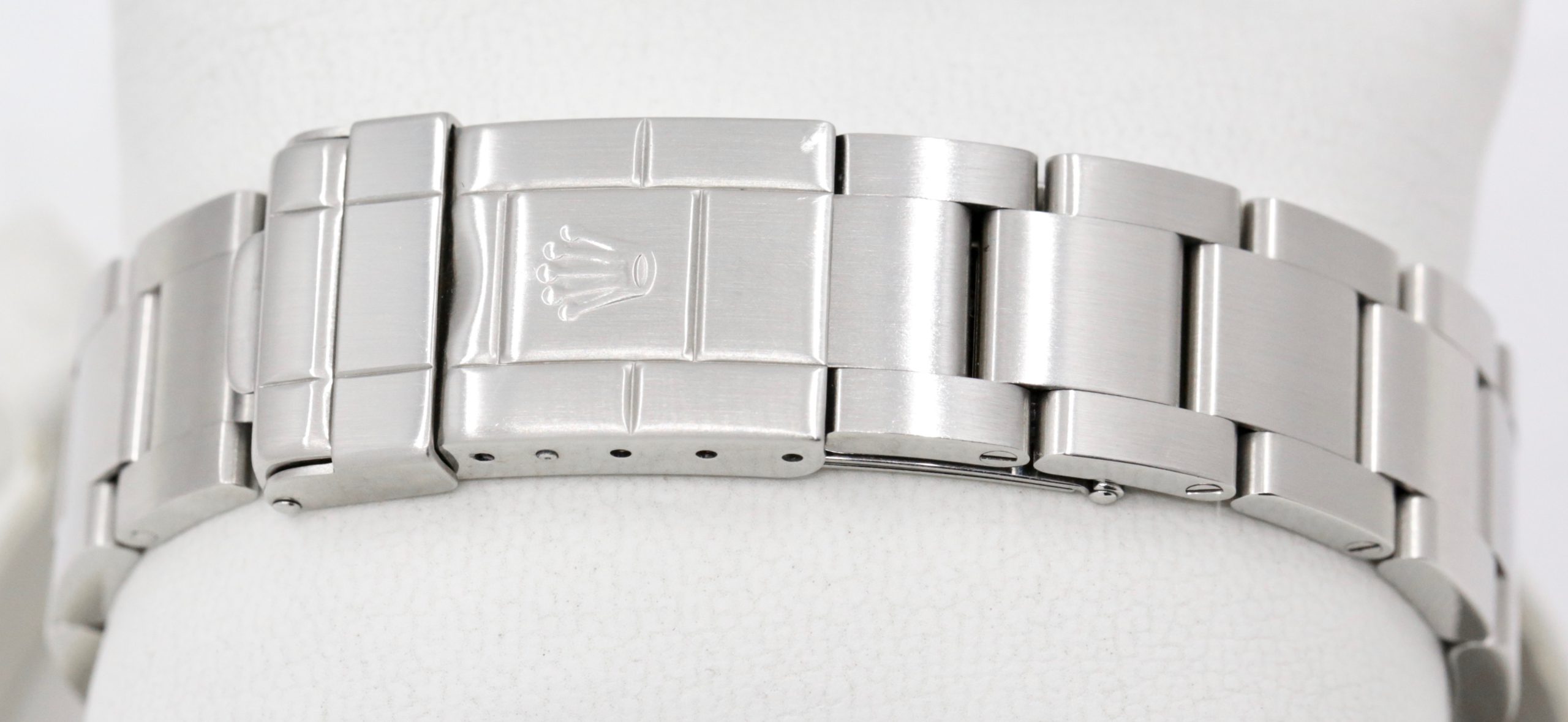 Rolex Oyster Perpetual Explorer II, Stainless Steel, Black "Swiss" Dial Only, Red GMT Hand, on Stainless Steel Rolex Oyster Bracelet, Ref. 16570, Circa: 1999, Complete with Box, Books & Rolex Warranty Certificate - Image 6