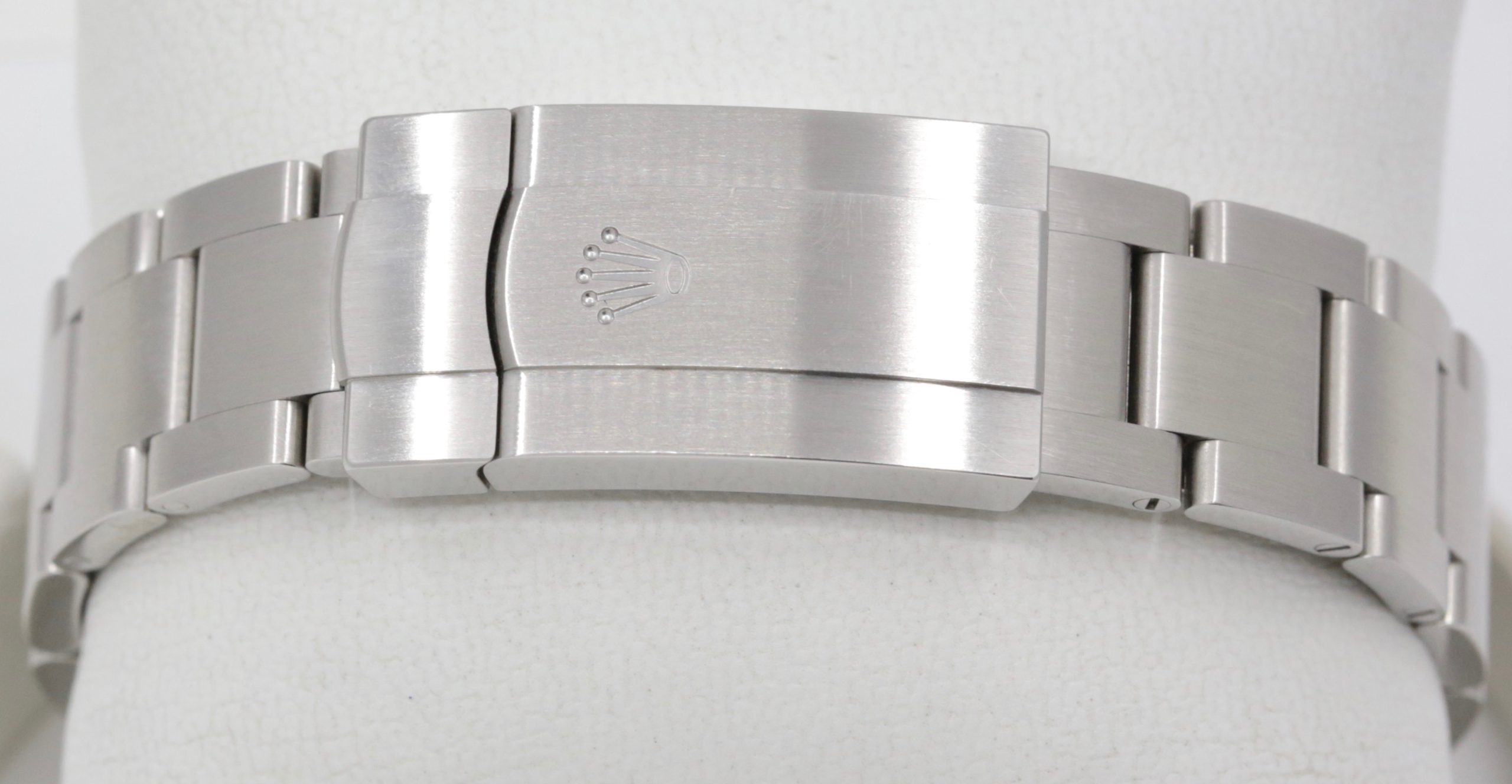Rolex Oyster Perpetual 41, Stainless Steel, Bright Blue Index Dial, on Stainless Steel Rolex Oyster Bracelet, Ref.124300, Circa: 2022, Complete with Box, Books, Rolex Warranty Card & Balance of 5 Year Rolex Factory Warranty - Image 6