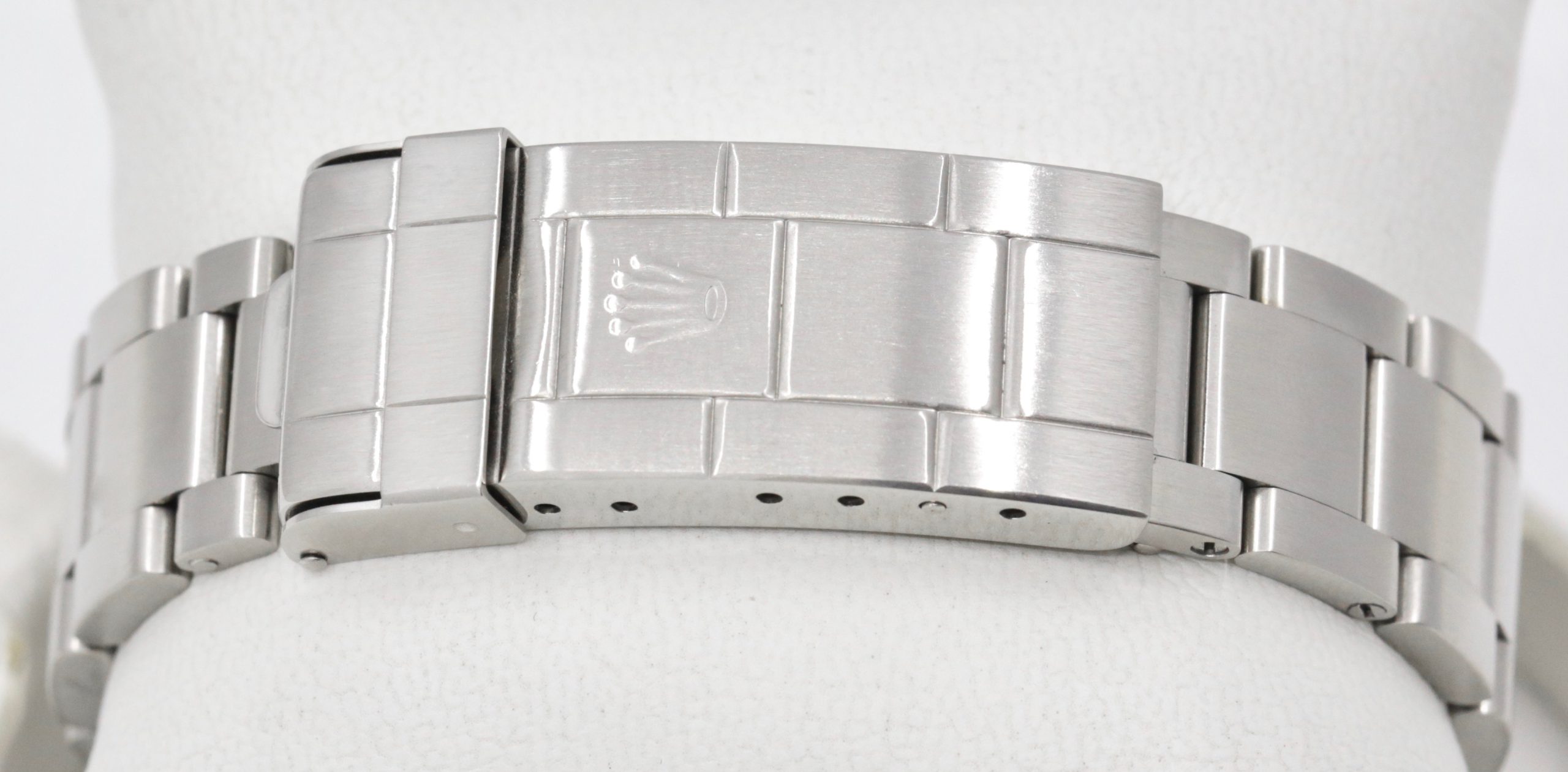 Rolex Submariner Date "Kermit", Stainless Steel, Green Bezel, Black Dial, on Stainless Steel Rolex Oyster Bracelet, Ref. 16610LV, Circa: 2010, with Box, Rolex Warranty Card & Rolex Service Card Dated March 2020 - Image 8