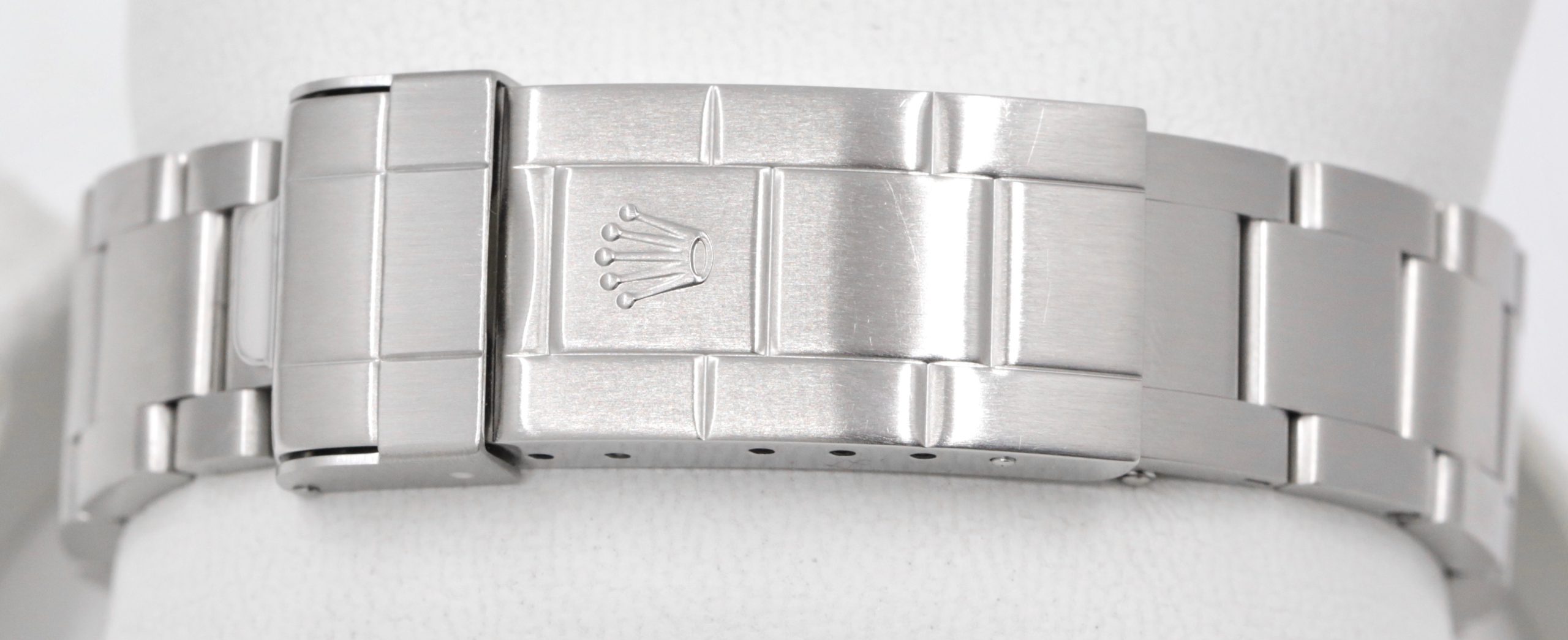Rolex Oyster Perpetual Submariner Date,"Kermit", Stainless Steel, Green Bezel , Black Index Dial, on Stainless Steel Rolex Oyster Bracelet, Ref. 16610LV, Circa: 2009,with Box, Books, Rolex Warranty Card, Rolex Service Card & Balance of 2 Year Rolex Service Warranty - Image 6
