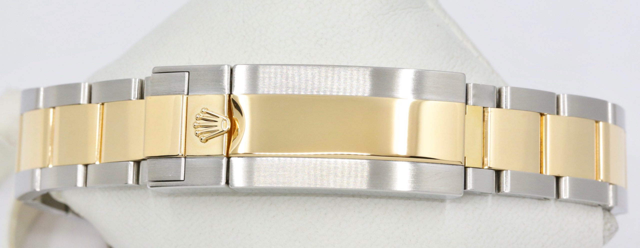 Rolex Submariner Date "Bluesy", Stainless Steel & 18ct Yellow Gold, Blue Ceramic Bezel, Blue Index Dial, on Stainless Steel & 18ct Yellow Gold Rolex Oyster Bracelet, Ref. 116613LB, Circa: 2019, with Box, Books, Rolex Warranty Card & Balance of 5 Year Rolex Factory Warranty - Image 7
