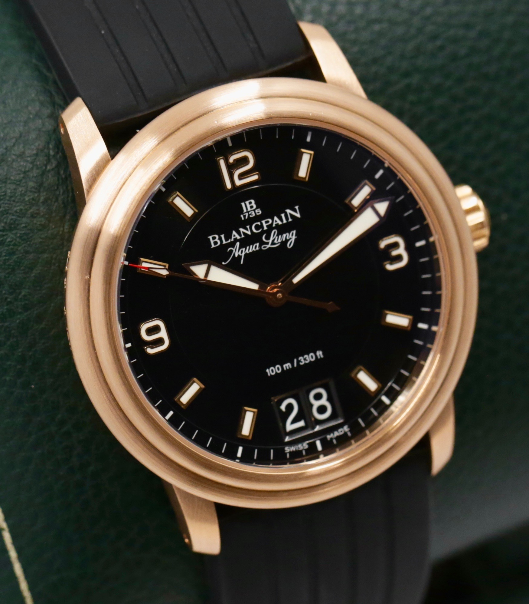 Blancpain Aqua Lung Grande Date, in 18ct Rose Gold, Black Index Dial, on Black Rubber Strap, Ref.2850B-3630A-64B, Circa: 2011 - ON SALE!! $12,800 - Image 3