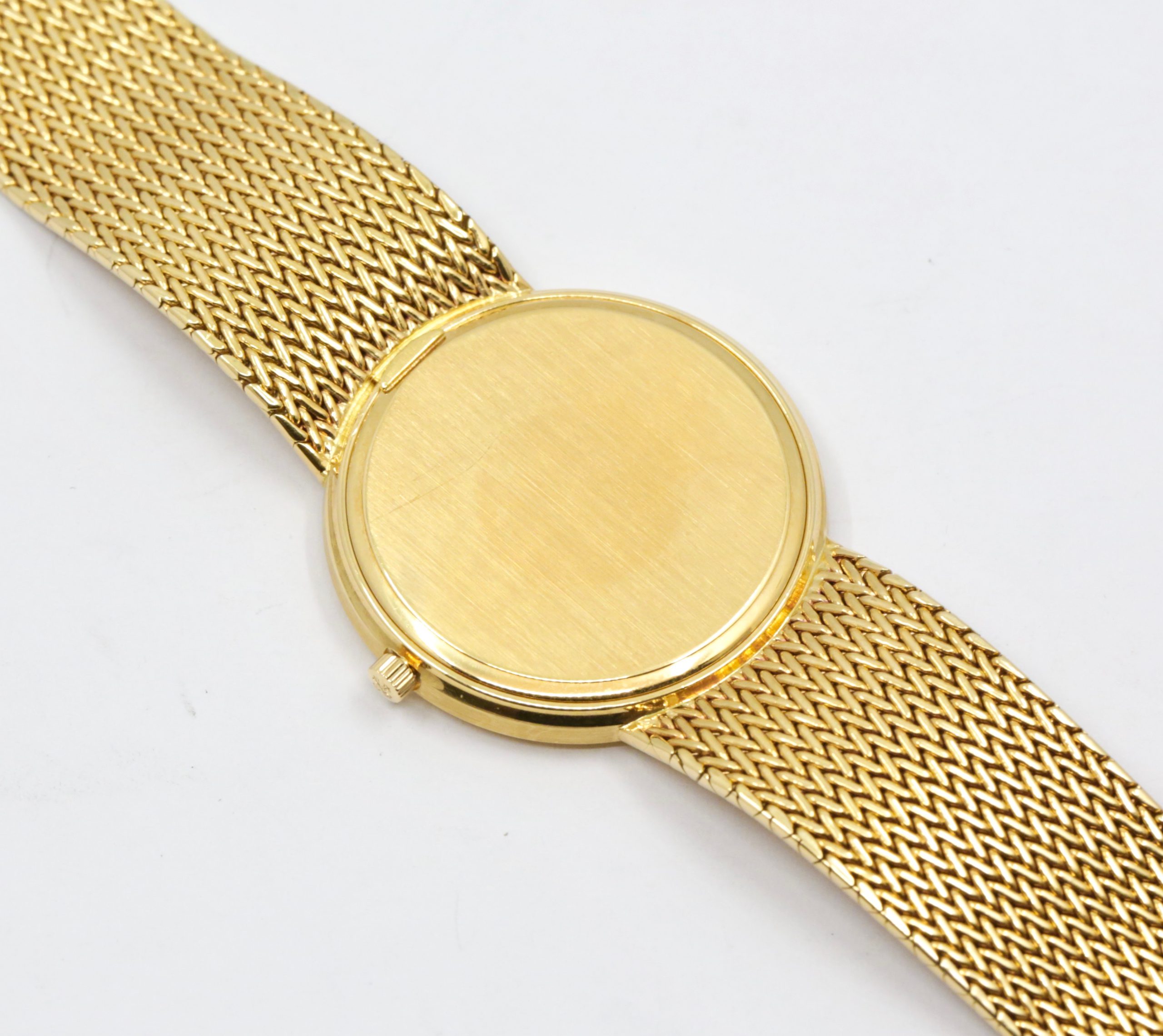 Patek Philippe Ref 3744/001 Calatrava hobnail bezel gents quartz 18K 0.750 yellow gold on original PP bracelet. - Image 7