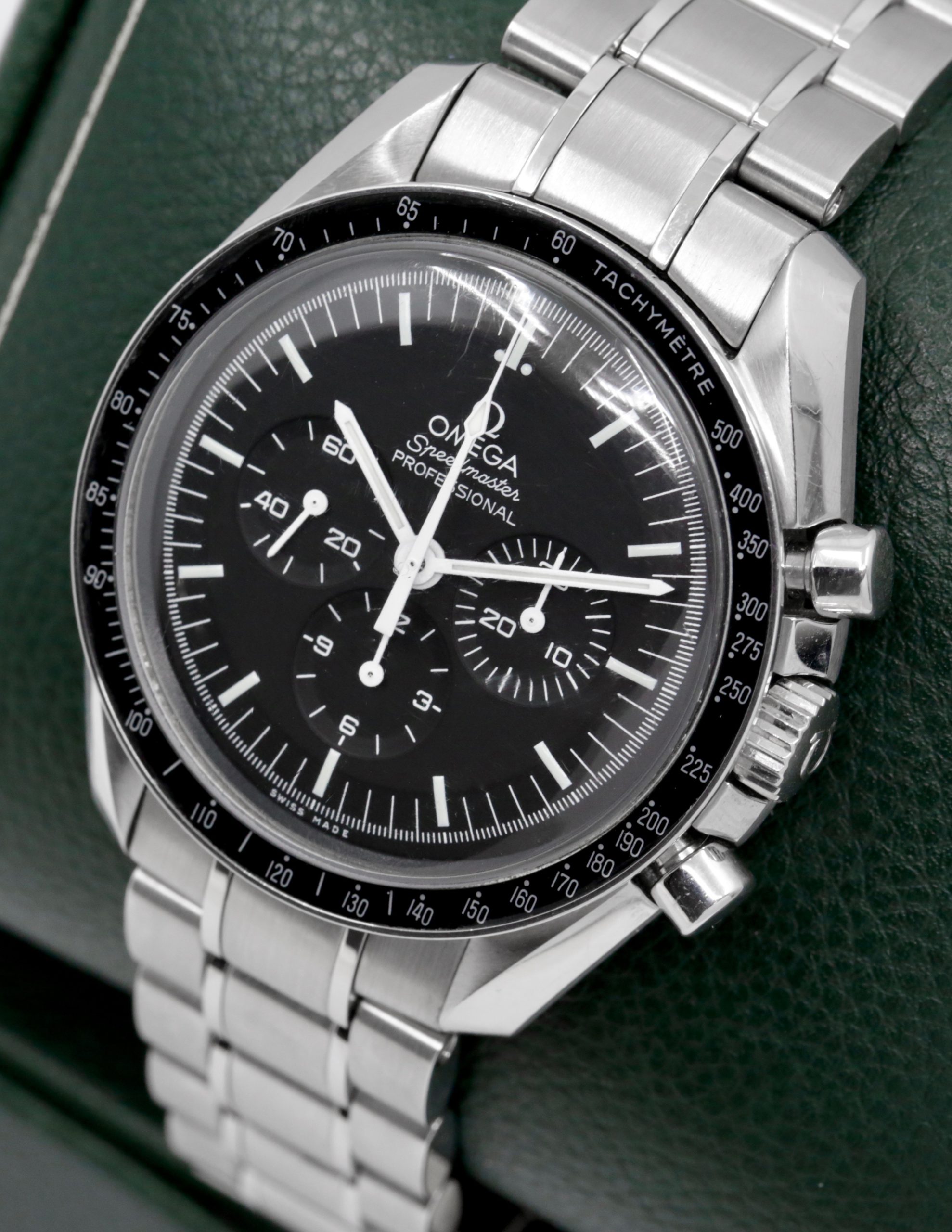 Omega Speedmaster Professional, Stainless Steel, Hesalite Crystal, Black Index Dial on Stainless Steel Omega Bracelet, Ref. 311.30.42.30.01.005, Circa: 2020 - Image 2