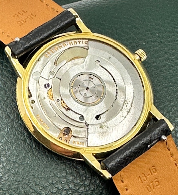 Eterna-Matic 3000 De Luxe gents automatic with date 18K 0.750 yellow gold case, gold bark finish dial, only $990 As Traded!! - Image 4