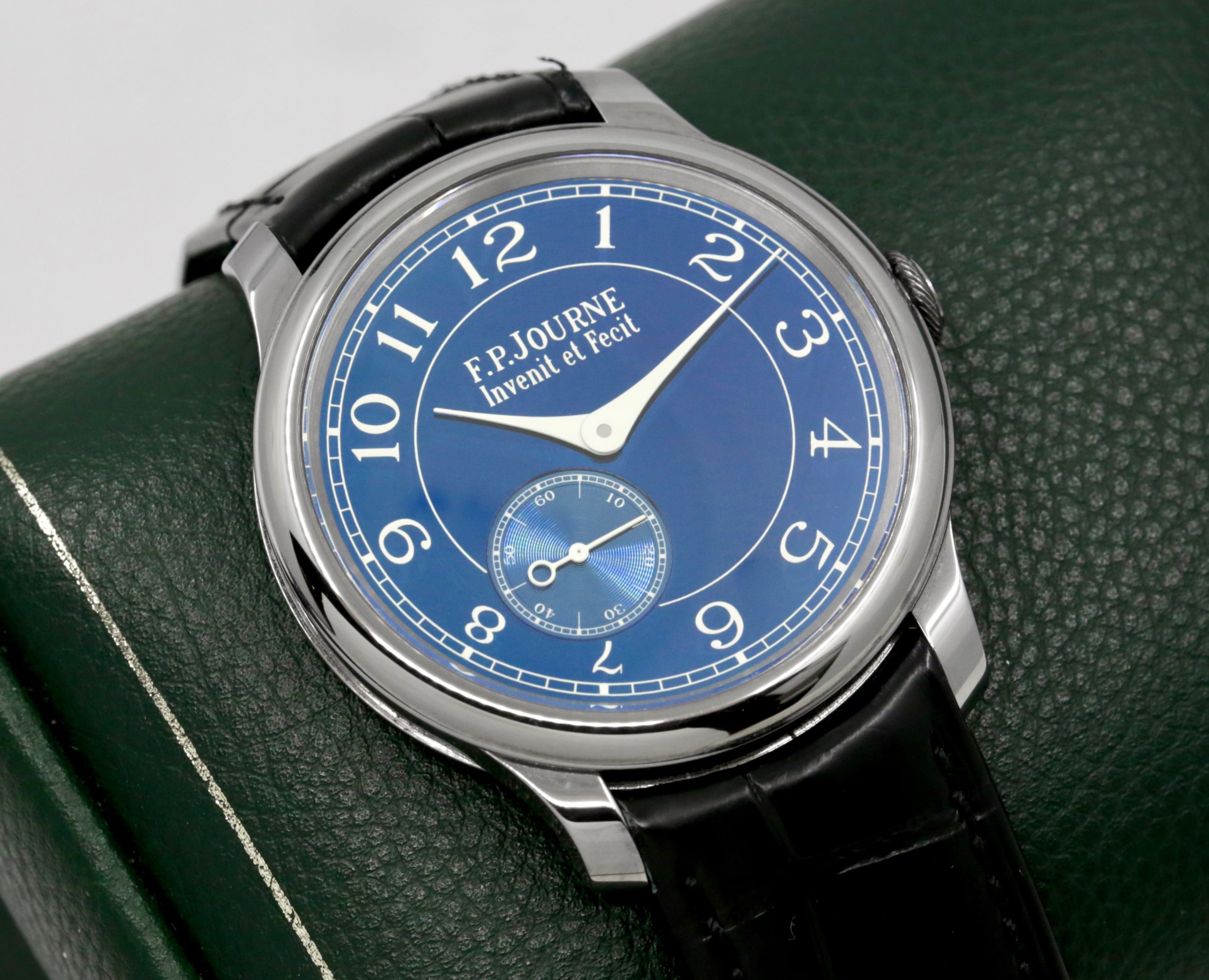 F.P. Journe Chronomètre Bleu, Tantalum Case, Chrome Blue Dial, on Black F.P. Journe Alligator Strap with F.P. Journe Tang Buckle, Circa: 2018, with Box, Books & F.P. Journe Warranty Card - Image 4
