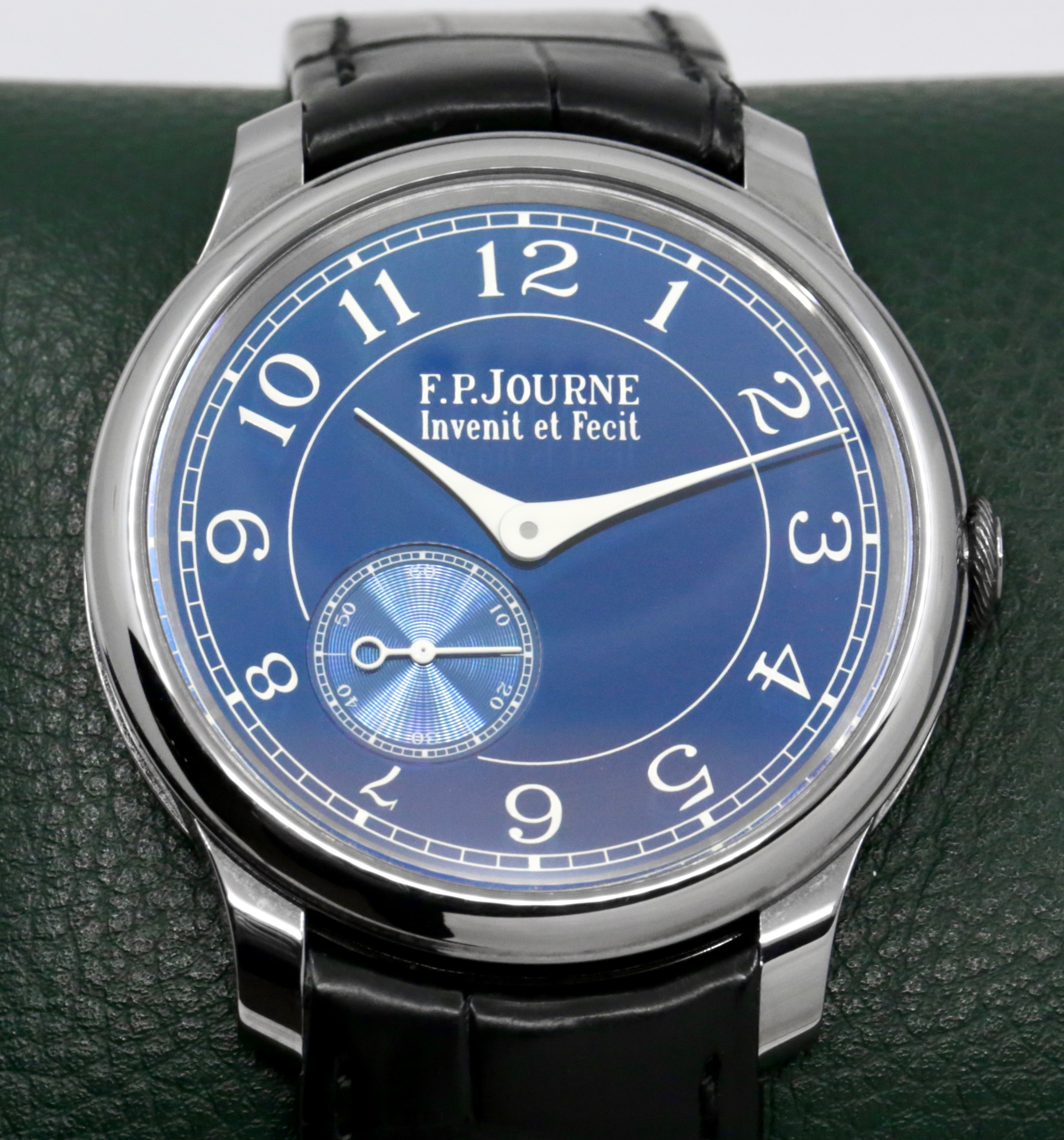 F.P. Journe Chronomètre Bleu, Tantalum Case, Chrome Blue Dial, on Black F.P. Journe Alligator Strap with F.P. Journe Tang Buckle, Circa: 2018, with Box, Books & F.P. Journe Warranty Card - Image 2