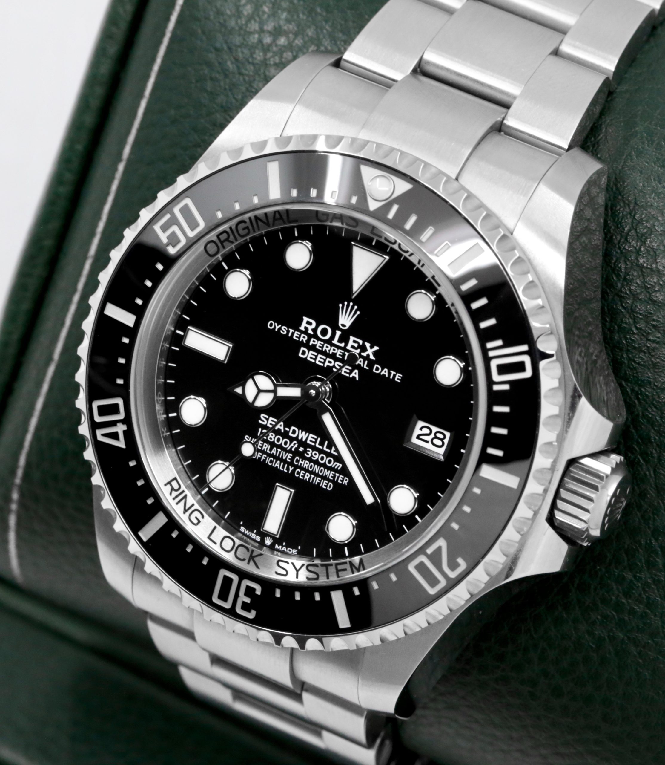 Rolex Sea-Dweller Deepsea in OysterSteel, Black Ceramic Bezel and Black Index Dial, on Rolex Stainless Steel Oyster Bracelet, Ref. 136660, with Box, Book and Rolex Warranty card, Circa: 2023, - Image 2
