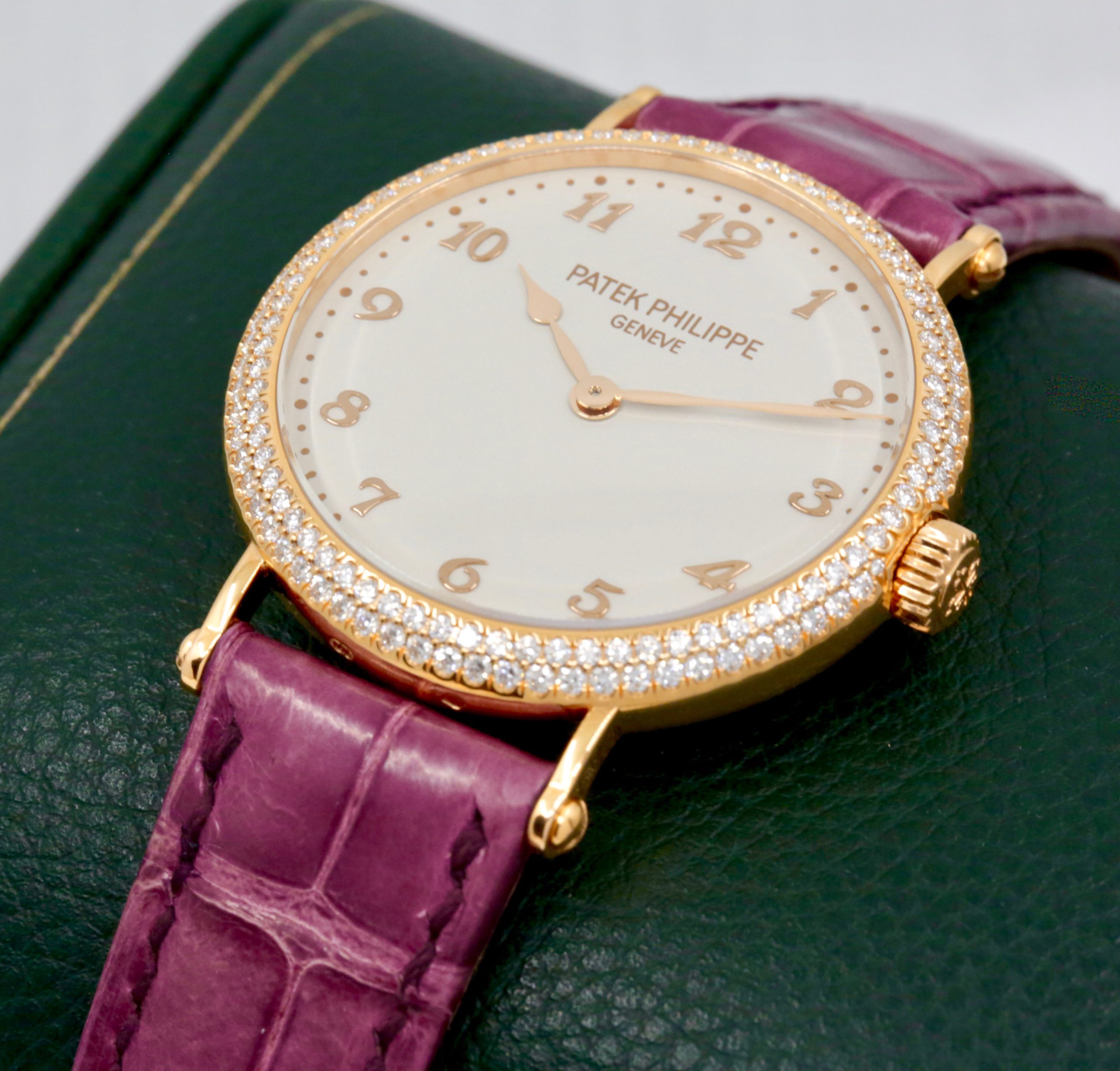 Patek Philippe Calatrava, in 18ct Rose Gold, Factory Set with 168 Diamonds 1.319ct, Silver Grained Dial, Breguet numerals, on a Purple Patek Philippe Alligator Strap with 18ct Rose Gold Patek Philippe Gem Set Tang Buckle, Ref. 7200/200R, Box, Books & Patek Philippe Certificate, Ca. 2018 - Image 4